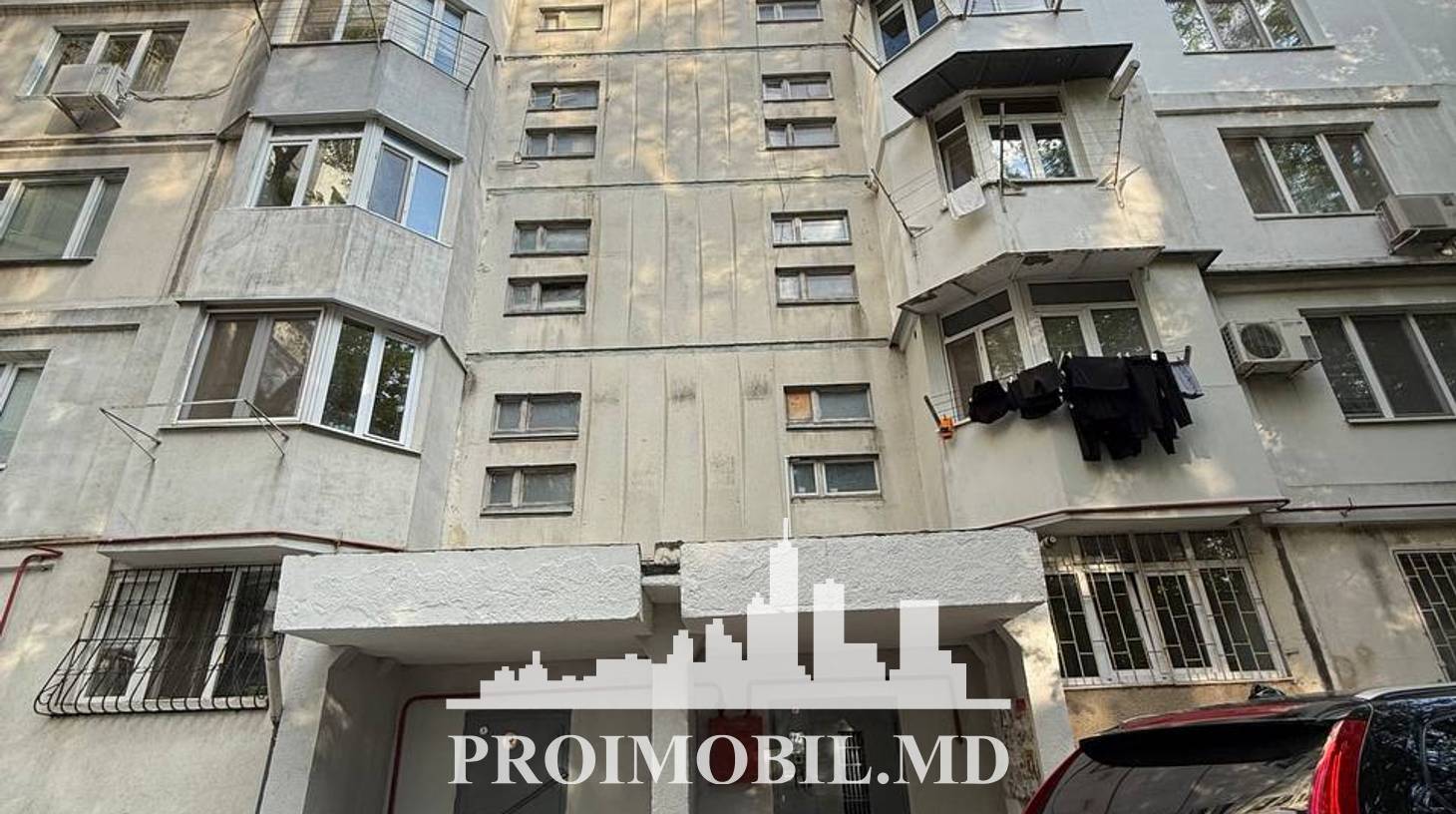 https://images.proimobil.md/3YruW1NmMdE7a99AdSnTF8eLLM-M4RW0WjMZK4xAtsw/watermark:0.75:so:0:30:0.39/resize:fill:1460:816:1/gravity:ce/bG9jYWw6Ly8vZXN0YXRlL2xyLzVkNmI4YjZjLTQ5N2QtNDgxMS05NjhmLTYzYzZmNzljMTc5Yi5qcGVn