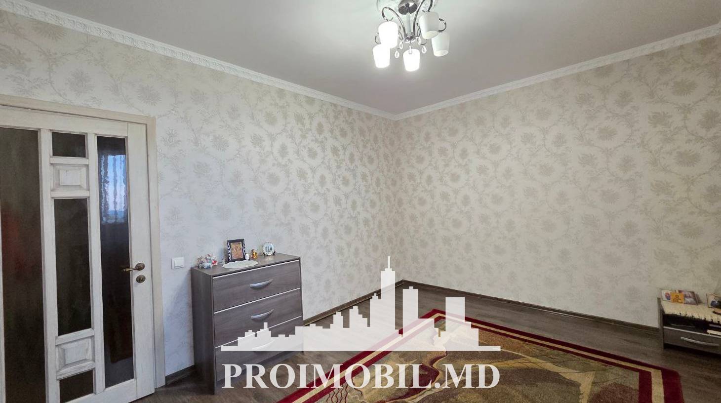 https://images.proimobil.md/3ZDlok5TrL0O1JmxP_Ac1_4_UaWsXrc8itsuCUWD62E/watermark:0.75:so:0:30:0.39/resize:fill:1460:816:1/gravity:ce/bG9jYWw6Ly8vZXN0YXRlL2xyL2VkYjU1NzkzLTZjODEtNDVkYi05OWU4LTA3NmVkOTM0NjdkMy5qcGVn
