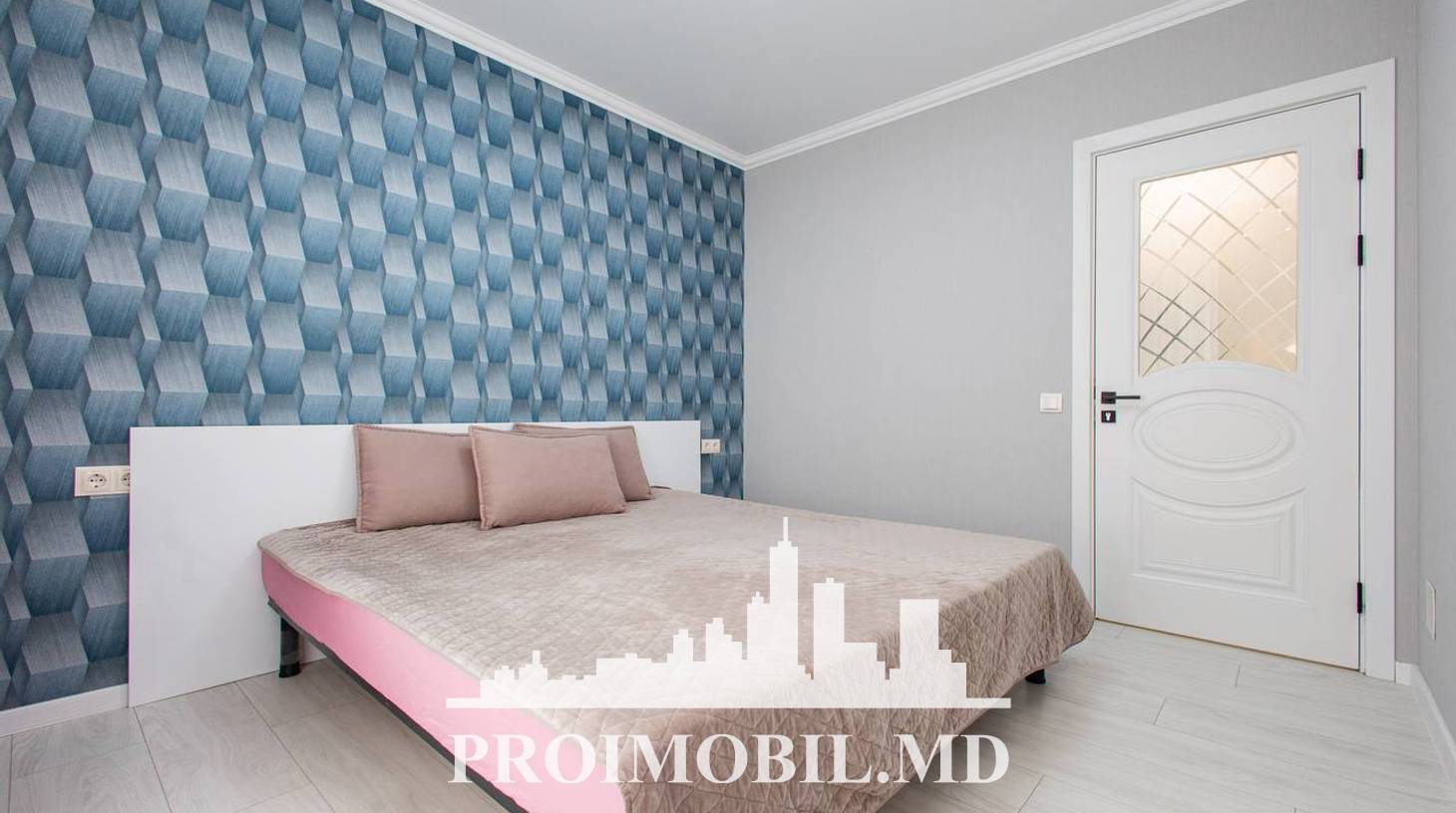 https://images.proimobil.md/3_GRWUkudk8Z85IQ-xWgWOaAvx4ThkdvmMqbjjzFNyA/watermark:0.75:so:0:30:0.39/resize:fill:1460:816:1/gravity:ce/bG9jYWw6Ly8vZXN0YXRlL2xyL2RmMTJkZmRlLTgyYzktNDhlOC1iMDdiLWI3NDM0YTU3NzhiZi5qcGVn