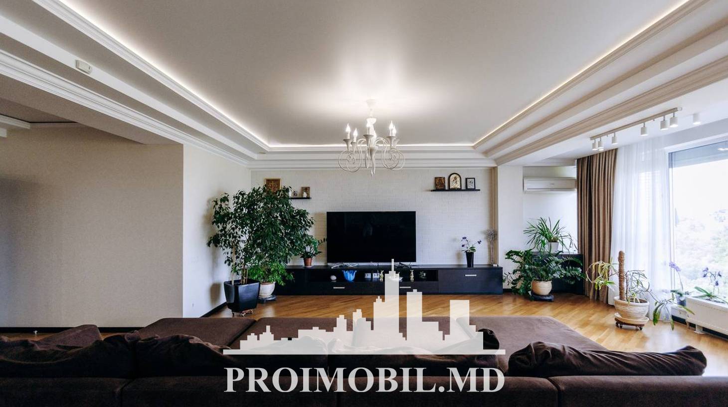 https://images.proimobil.md/3bQx5axeUYN5FhpJChCFg53C9GgAYL85uSYu3jfhrDM/watermark:0.75:so:0:30:0.39/resize:fill:1460:816:1/gravity:ce/bG9jYWw6Ly8vZXN0YXRlL2xyLzQxMGU4NjAzLWJlNjMtNDQ5ZC04M2FjLThjM2M1NGJkNzEwZS5qcGVn