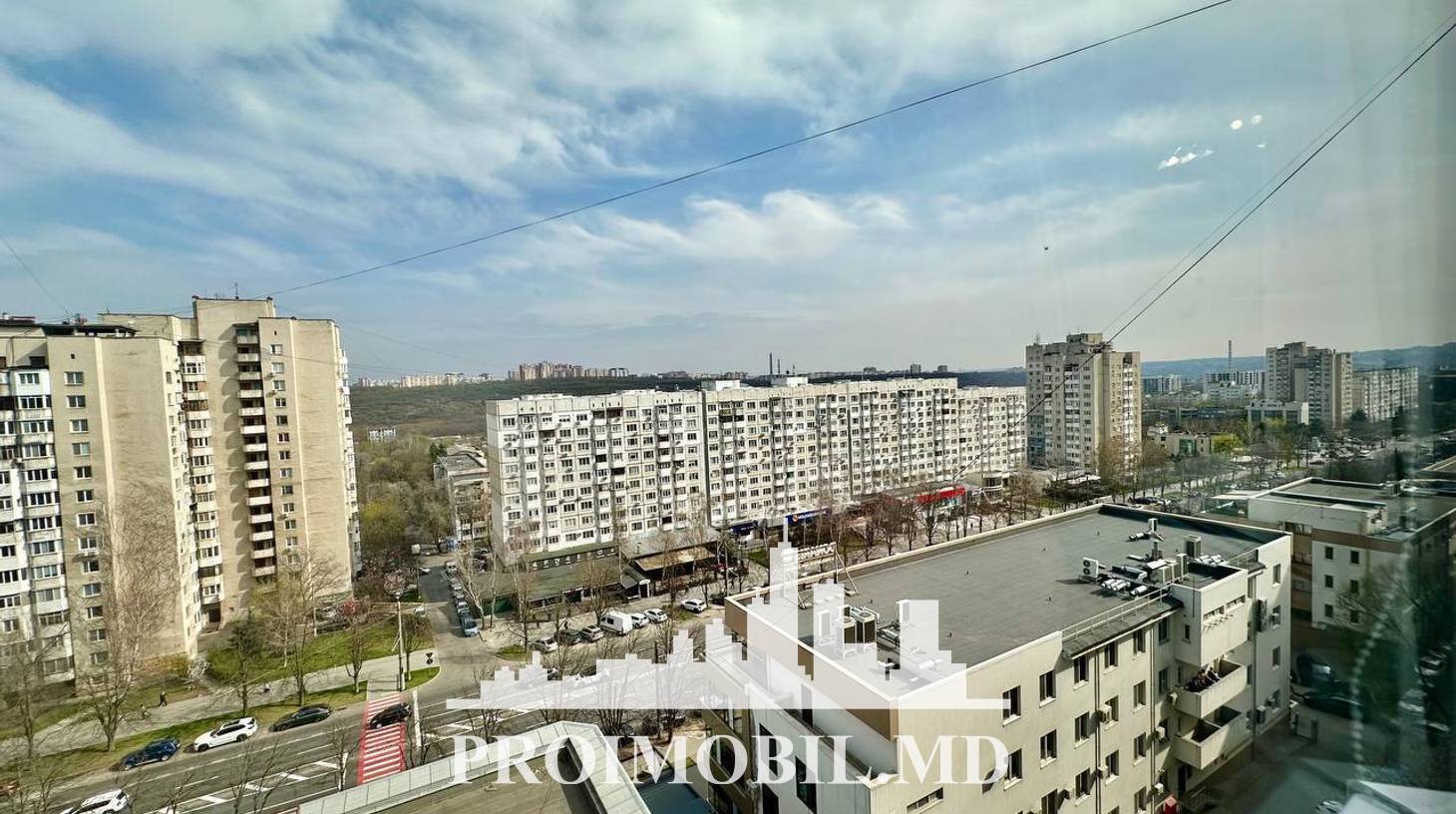https://images.proimobil.md/3bm2WAjhDbEFNTmJ567vEOwK53GEt4iFBlEpOaIYFSU/watermark:0.75:so:0:30:0.39/resize:fill:1460:816:1/gravity:ce/bG9jYWw6Ly8vZXN0YXRlL2xyLzBjYjY5NGFiLWUzNjEtNDBmYS1hYmNhLWRlOWNkMGVkY2RmYy5qcGVn