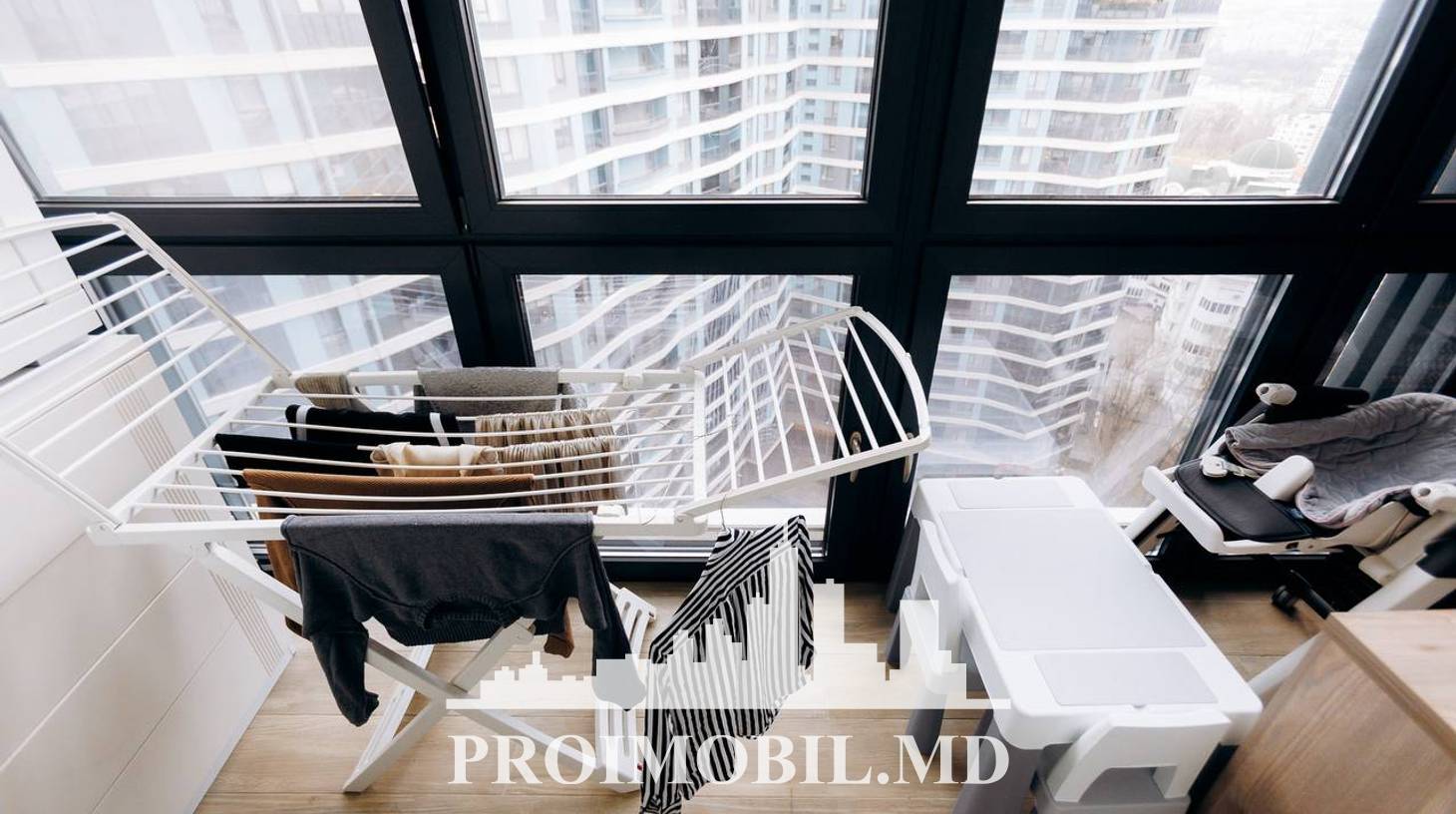https://images.proimobil.md/3cqwC3dz5CY0HxKzOmgwwqzj1nD4XychBnT000lI_6s/watermark:0.75:so:0:30:0.39/resize:fill:1460:816:1/gravity:ce/bG9jYWw6Ly8vZXN0YXRlL2xyL2YzOGVkNTFiLTQ5OTYtNGVkOS04N2NlLWU3ZTViODdkMmEzZS5qcGVn