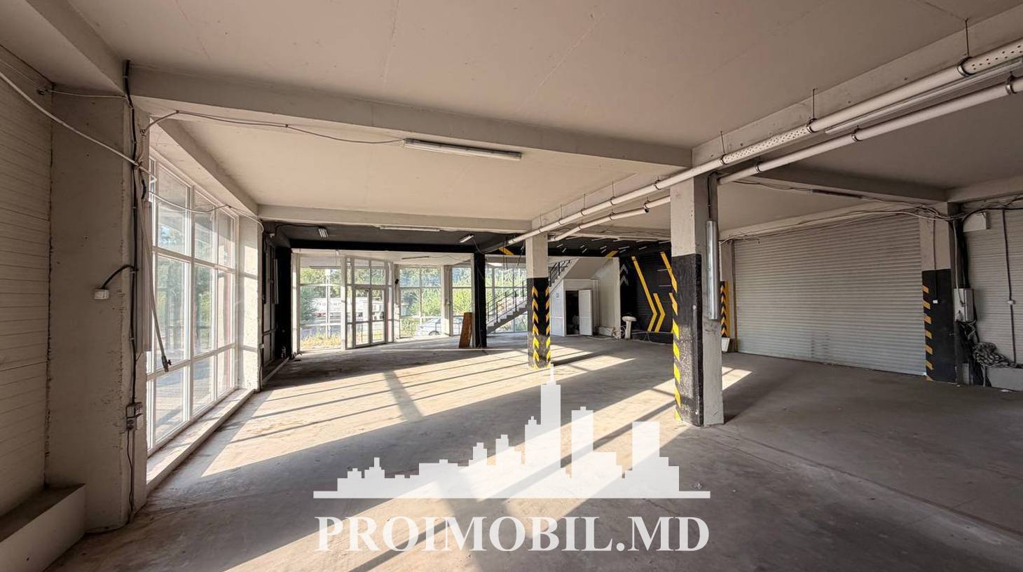 https://images.proimobil.md/3dbHZxZasgDjUUIqyD66ytXj4F59HIorIi6LxN59K7k/watermark:0.75:so:0:30:0.39/resize:fill:1460:816:1/gravity:ce/bG9jYWw6Ly8vZXN0YXRlL2xyLzljOTNjMTAyLWYwZDktNDMyYy05ZTFlLWZjYTIwNzI1ZTRkYi5qcGVn