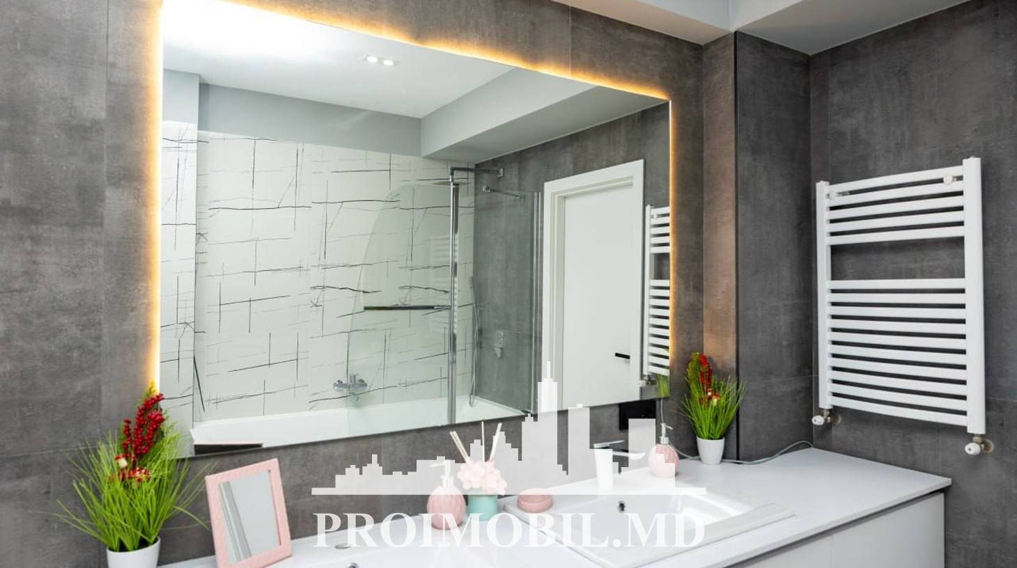 https://images.proimobil.md/3dikNDEAKQ0DZGRVed3eajR65OBoc5njKQ84n3Ul49c/watermark:0.75:so:0:30:0.39/resize:fill:1460:816:1/gravity:ce/bG9jYWw6Ly8vZXN0YXRlL2xyL2YwNzJiMjlmLTE5MDQtNDJiNS1iZTY0LWRmMjBhNDlmMzZjNC5qcGVn