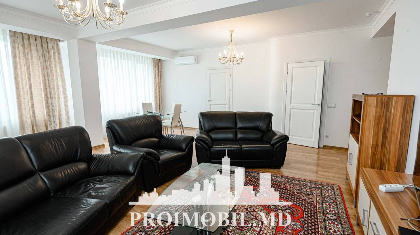 https://images.proimobil.md/3ji_l8LZZHqBZbyTiN28_4lKUxxS5rm0HJycVGT3Fso/watermark:0.75:so:0:30:0.39/resize:fill:1460:816:1/gravity:ce/bG9jYWw6Ly8vZXN0YXRlL2xyL2ZhM2Y0Mjc5LTk2ZmYtNGFiOS1hYmQ1LTc0NTZiOTEyZjUxYy5qcGVn