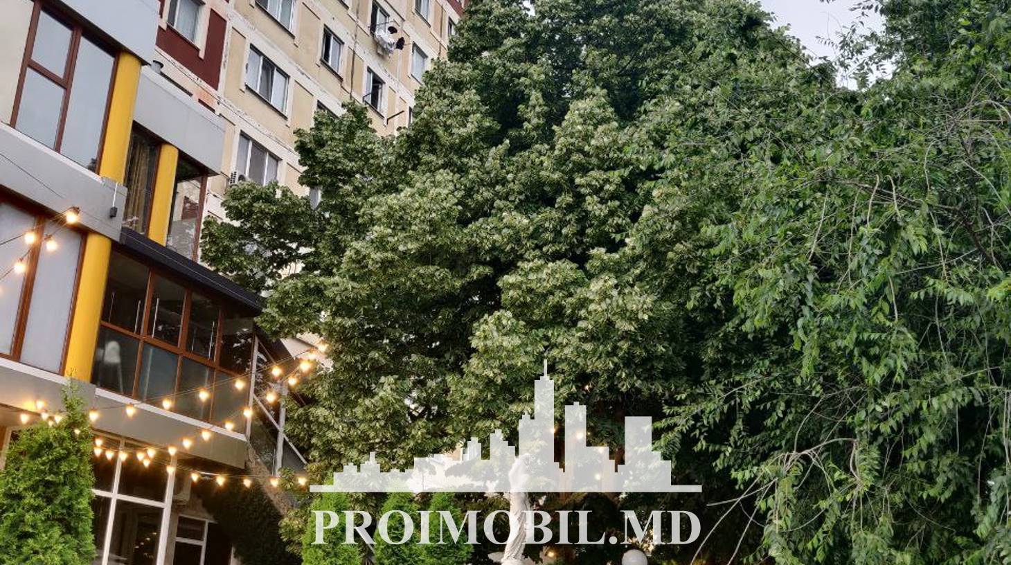 https://images.proimobil.md/3k9qBxow-sX8GOb6Z29wO5GGDTX92sf3o0tAeh0dxYE/watermark:0.75:so:0:30:0.39/resize:fill:1460:816:1/gravity:ce/bG9jYWw6Ly8vZXN0YXRlL2xyLzI4YzY3YjgwLTIyZTYtNGI0MS1hYzczLWM5MjVhMmE4M2YwYy5qcGVn
