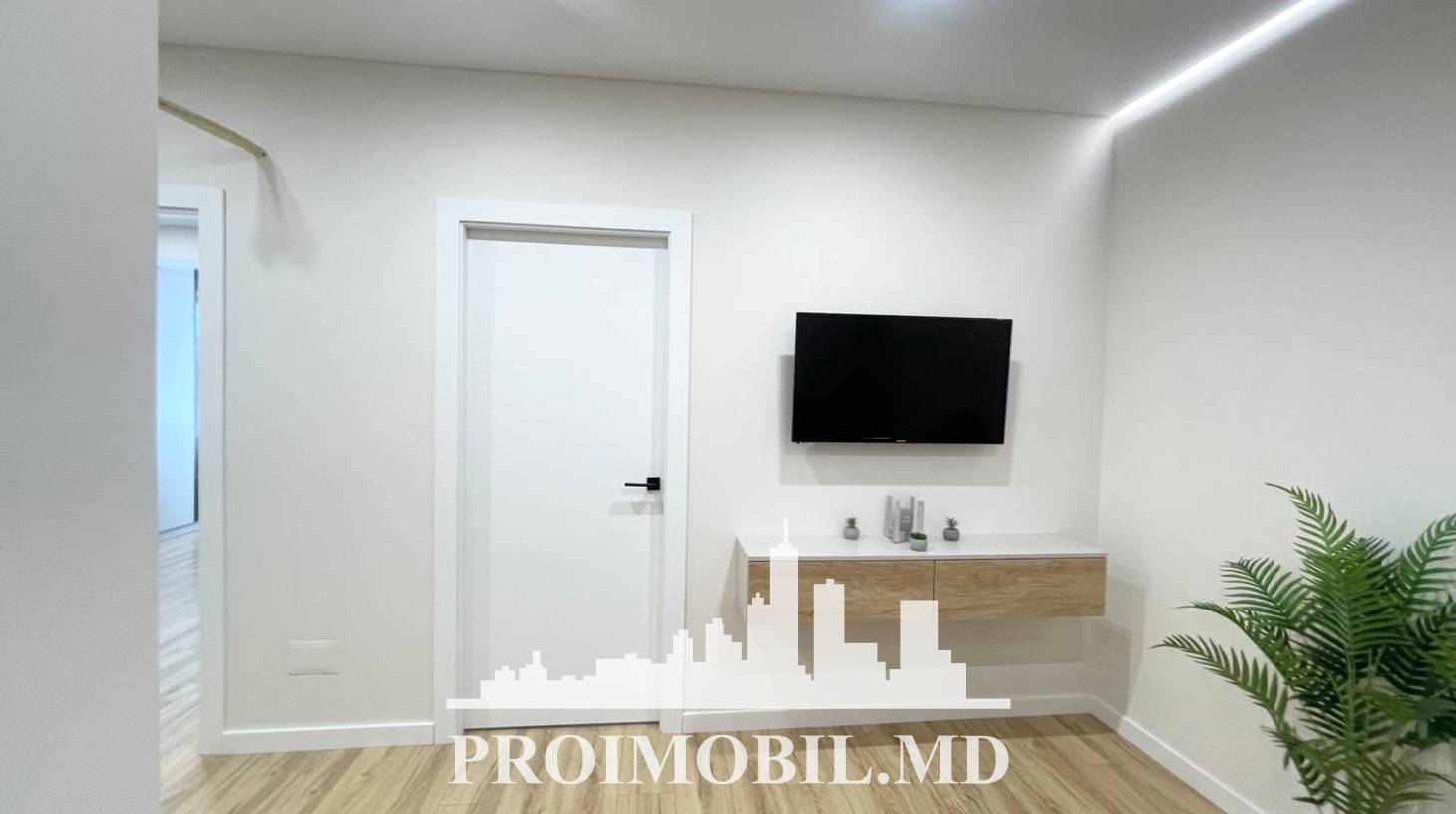https://images.proimobil.md/3kCSULeyctKU5EAC23eSOEKcccB1iU7ObOSTL6Tl5dI/watermark:0.75:so:0:30:0.39/resize:fill:1460:816:1/gravity:ce/bG9jYWw6Ly8vZXN0YXRlL2xyLzRlZmZlMTM1LTJjNzgtNDcwYS1hNmU3LWQ2NDRhNTAyMTIzNS5qcGVn