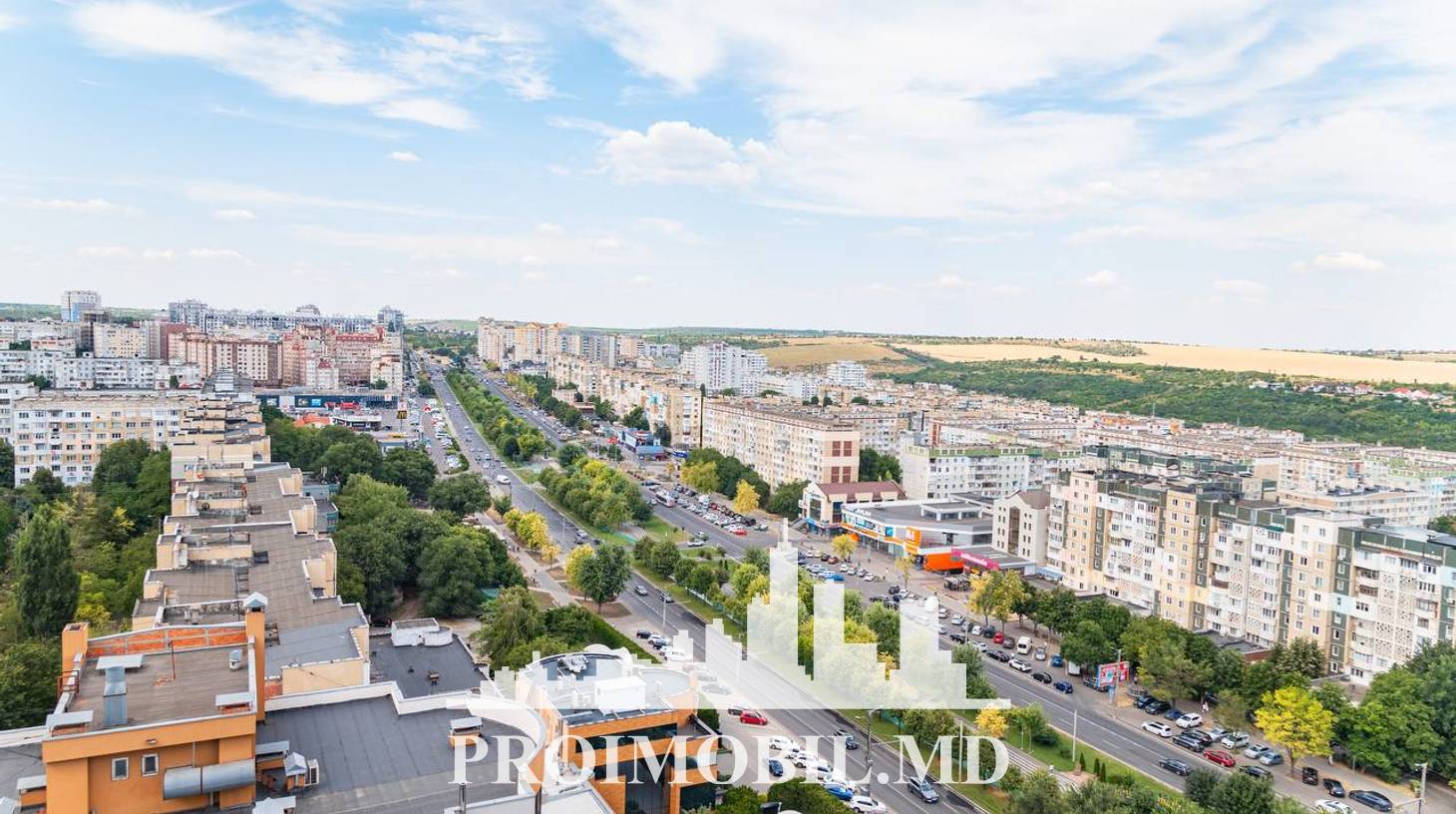 https://images.proimobil.md/3mF7jXene_cR7XynW_FUEaXCmnEMm-fCmHPBijyiz9c/watermark:0.75:so:0:30:0.39/resize:fill:1460:816:1/gravity:ce/bG9jYWw6Ly8vZXN0YXRlL2xyLzdmZmE0NzQ2LWY4NGEtNGE4Ny1hMTFlLTg0YjAxOTgwNDUwNC5qcGVn
