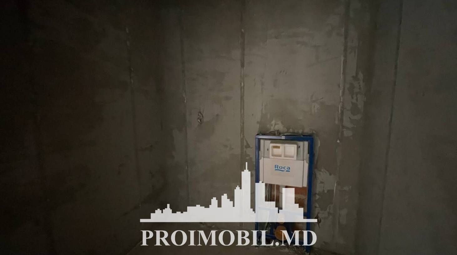 https://images.proimobil.md/3osASG1_Ki_jm12TgCLOtWdLF7sHW06u3T8xsqFn5hM/watermark:0.75:so:0:30:0.39/resize:fill:1460:816:1/gravity:ce/bG9jYWw6Ly8vZXN0YXRlL2xyLzQ0MTEyNzRlLWZlYzQtNGIwYy04MWI5LWQwNTMyZjUyYmRjOS5qcGVn