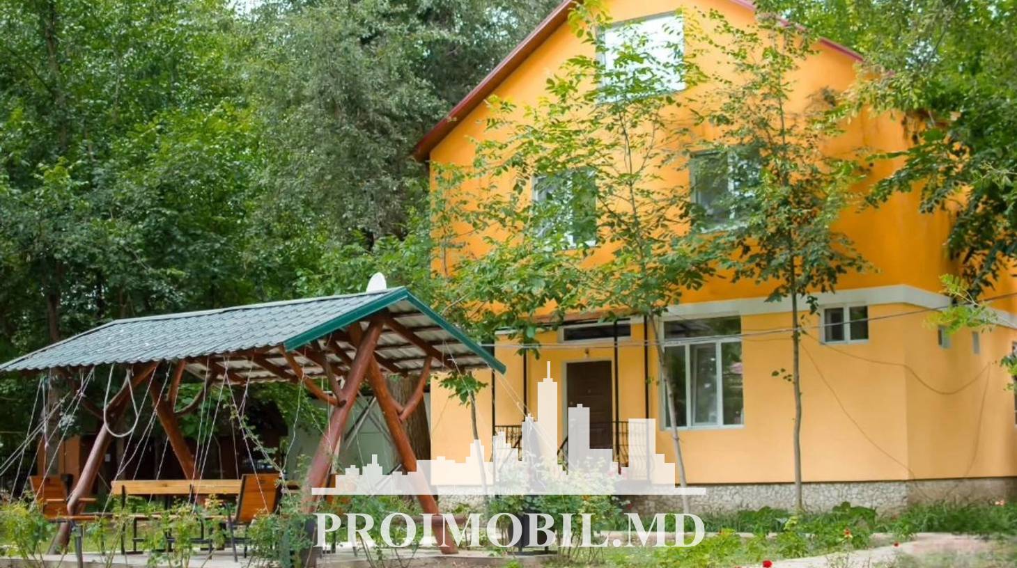 https://images.proimobil.md/3q5yEhkPnGpnlUHNErMs3cMH0PfyCdUrCqMvt2V-lpU/watermark:0.75:so:0:30:0.39/resize:fill:1460:816:1/gravity:ce/bG9jYWw6Ly8vZXN0YXRlL2xyLzhmOGFiMmFmLWI4YTctNDYzZi04NTgwLTg0MGU2NjZkMGZhNC5qcGVn