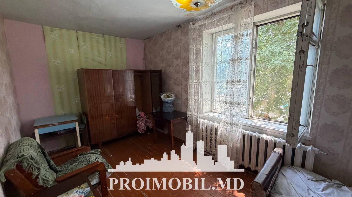 https://images.proimobil.md/3qYlUO4O8PdwMaTkHoE9fozmC8pSU5TMcFurpnIhuwE/watermark:0.75:so:0:30:0.39/resize:fill:1460:816:1/gravity:ce/bG9jYWw6Ly8vZXN0YXRlL2xyL2M3MzNjNjBmLTQ4NjItNDc5OS1iOWY0LTZiOTBlYTdiMDU1Zi5qcGVn