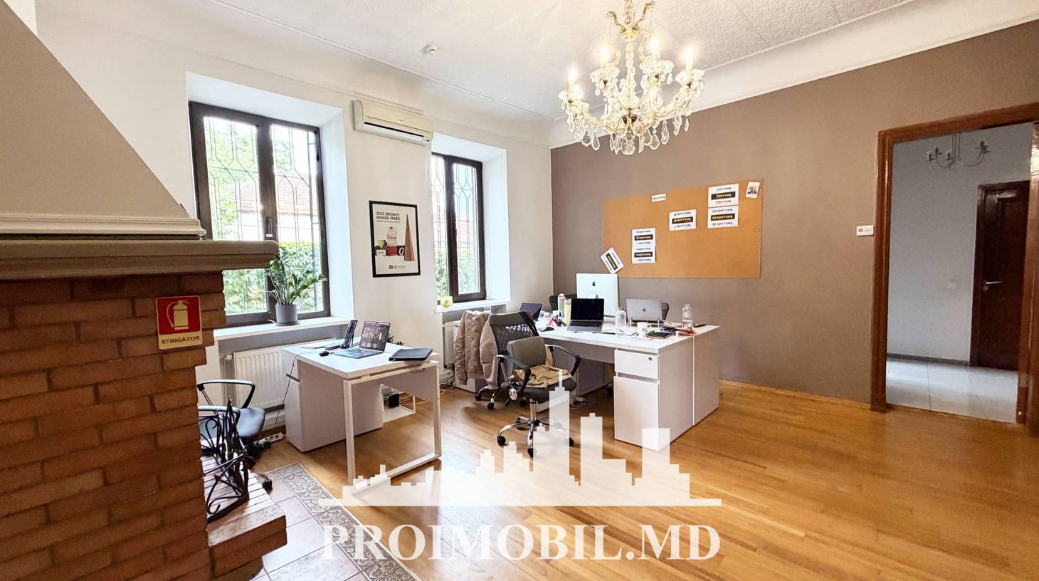 https://images.proimobil.md/3qbtG47Trh7F23tGj3Zd_zSRKVPReSNXSk9ne8funec/watermark:0.75:so:0:30:0.39/resize:fill:1460:816:1/gravity:ce/bG9jYWw6Ly8vZXN0YXRlL2xyLzQyMmM2ZjFhLWM3OTYtNDI3Zi04NTg2LWQxZmFlMTJjZGNlYi5qcGVn