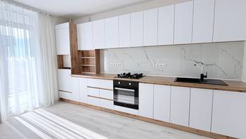 https://images.proimobil.md/3rTCIfKAPknivsE698lsj7DXESaPFsodEb2sEcIWF8k/resize:fill:350:198:1/gravity:ce/bG9jYWw6Ly8vZXN0YXRlL2xyLzNjNzA1OWUxLWY4ODItNDNiMy05MGI5LThjOGY1MGMxNzhmMS5qcGVn