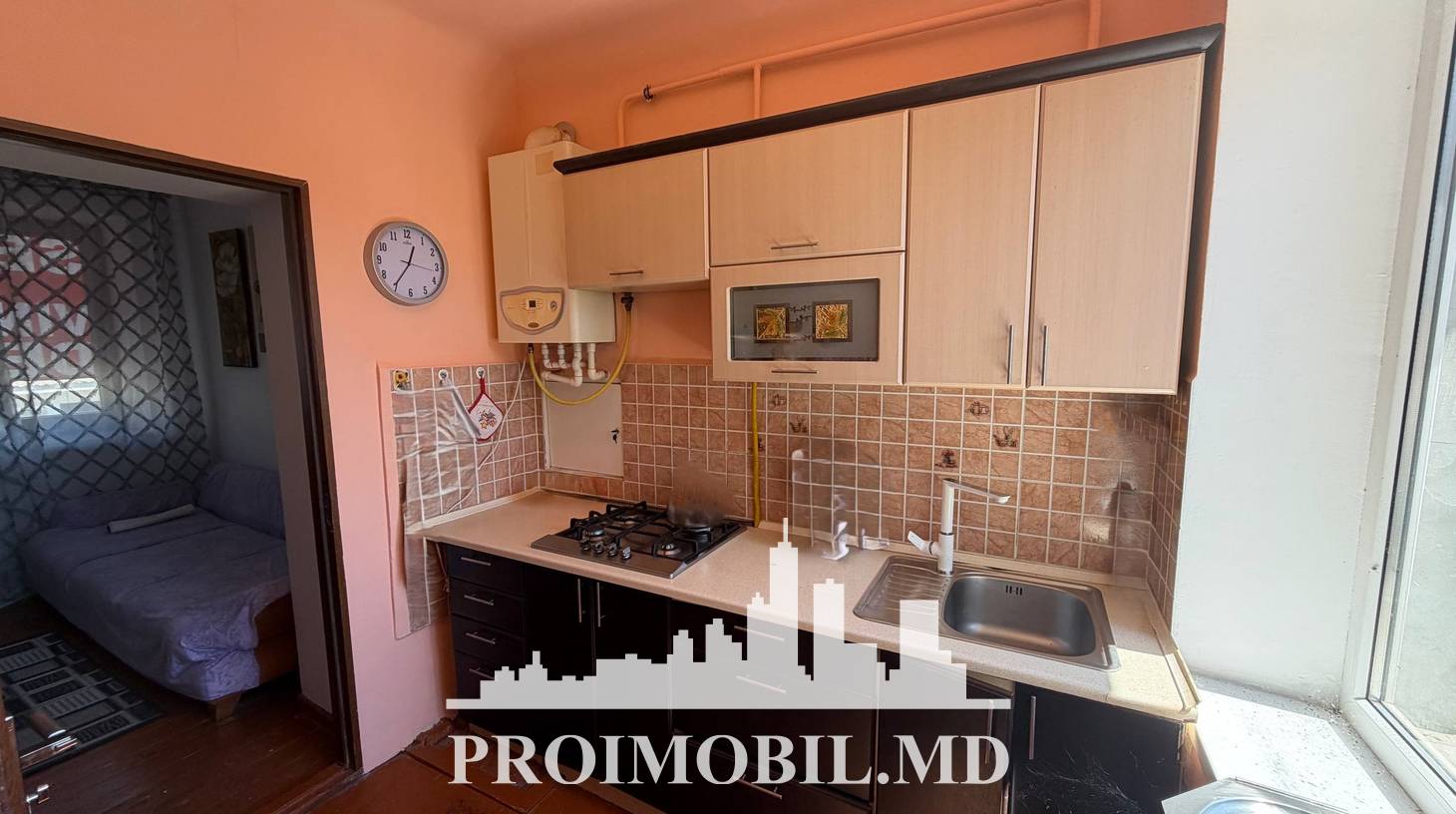https://images.proimobil.md/3tRdP0UfJ1nYGrVpjG8b4F3ooyJNTcKFxfFDduaYrXg/watermark:0.75:so:0:30:0.39/resize:fill:1460:816:1/gravity:ce/bG9jYWw6Ly8vZXN0YXRlL2xyL2ZlMzE3NTViLTljNGMtNGFhNi04YTgzLTQ3ZjZkNTQ0N2Q1OC5qcGVn
