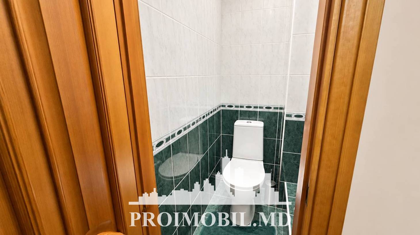 https://images.proimobil.md/3tnr3uwyTSGXEudGmVsXLbg0h5x9RbG0GXHLQSKFbA8/watermark:0.75:so:0:30:0.39/resize:fill:1460:816:1/gravity:ce/bG9jYWw6Ly8vZXN0YXRlL2xyL2E1YjUyMDg2LTcwNjItNDViMS1iMDFlLWEzYTZhZmJjMjJlNS5qcGVn