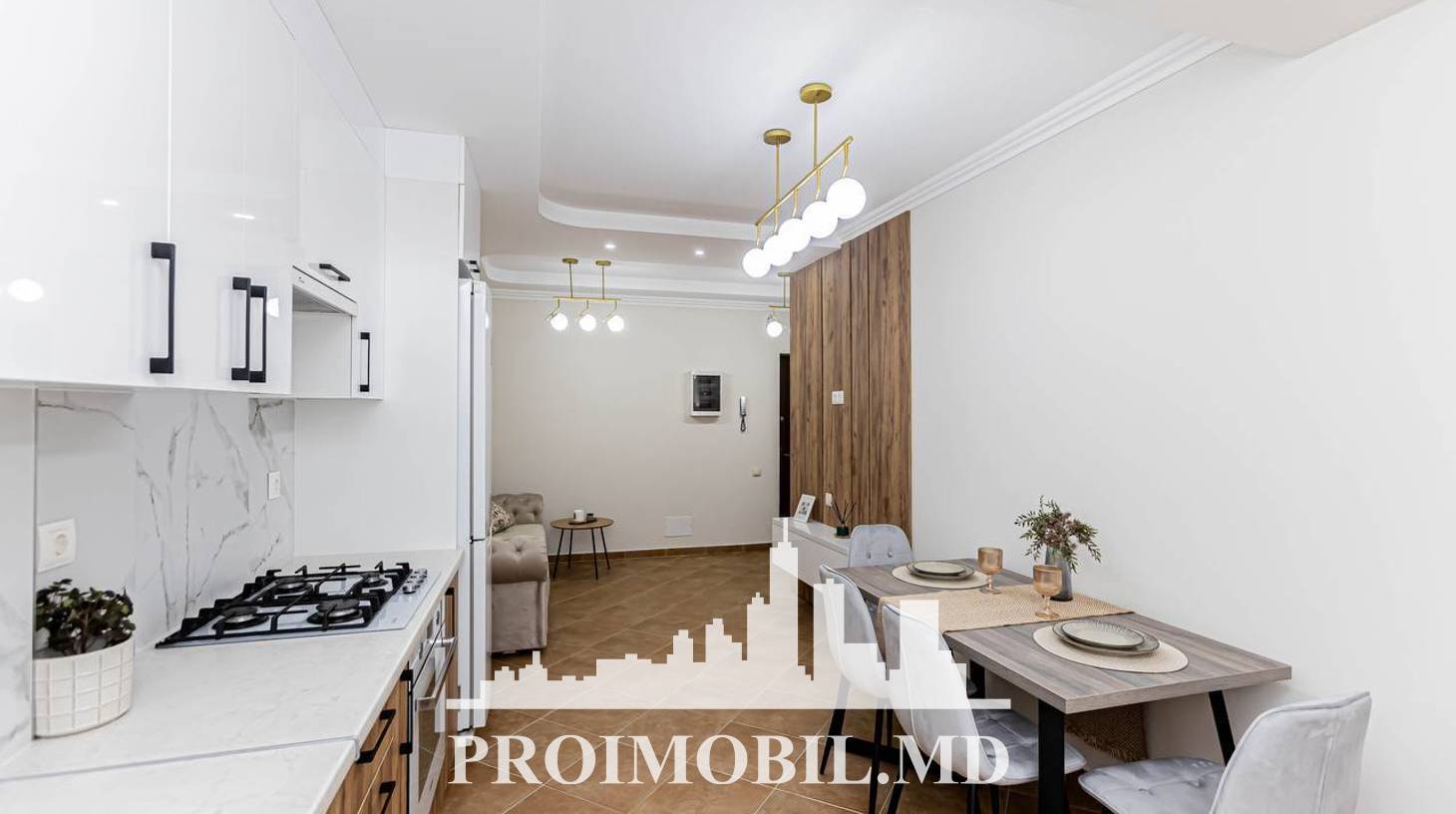 https://images.proimobil.md/3vEdJEMaoNAn4TOzH4sSGsW4PhVpe3Pnoz5Z7CsWrN0/watermark:0.75:so:0:30:0.39/resize:fill:1460:816:1/gravity:ce/bG9jYWw6Ly8vZXN0YXRlL2xyLzZlMTY1M2RhLTE3NDAtNDU5ZS1iN2QxLWViMDg5NjE2Y2M4MC5qcGVn