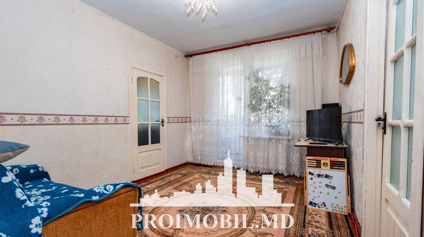 https://images.proimobil.md/40FBr0mQAevWjfyggCIwM7XFZnGwvqGw_WckJ6BwssA/watermark:0.75:so:0:30:0.39/resize:fill:1460:816:1/gravity:ce/bG9jYWw6Ly8vZXN0YXRlL2xyLzIzNWIwMDU3LTEzNGMtNGIyNC05NzJhLWU5MmE5MzY1MGU2Mi5qcGVn