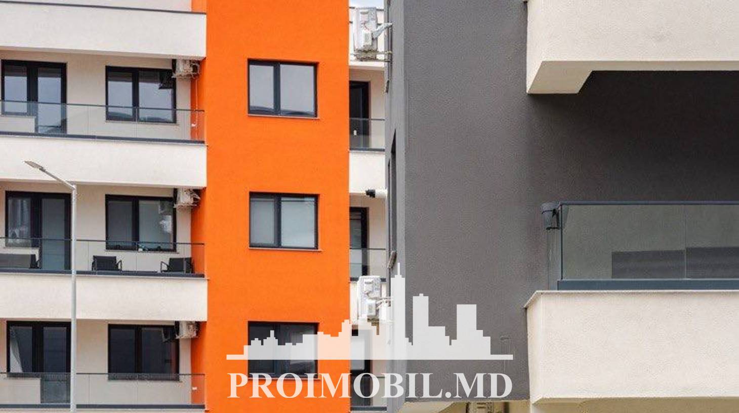 https://images.proimobil.md/40uUjk5l9pj0q3KI8m0VmqLIVb3UVlK45GRIPxCcvC0/watermark:0.75:so:0:30:0.39/resize:fill:1460:816:1/gravity:ce/bG9jYWw6Ly8vZXN0YXRlL2xyLzQzOWY5ZTNmLWJiNzUtNGY2My04OTdkLTA0YmE0NzE1NjNkMi5qcGVn