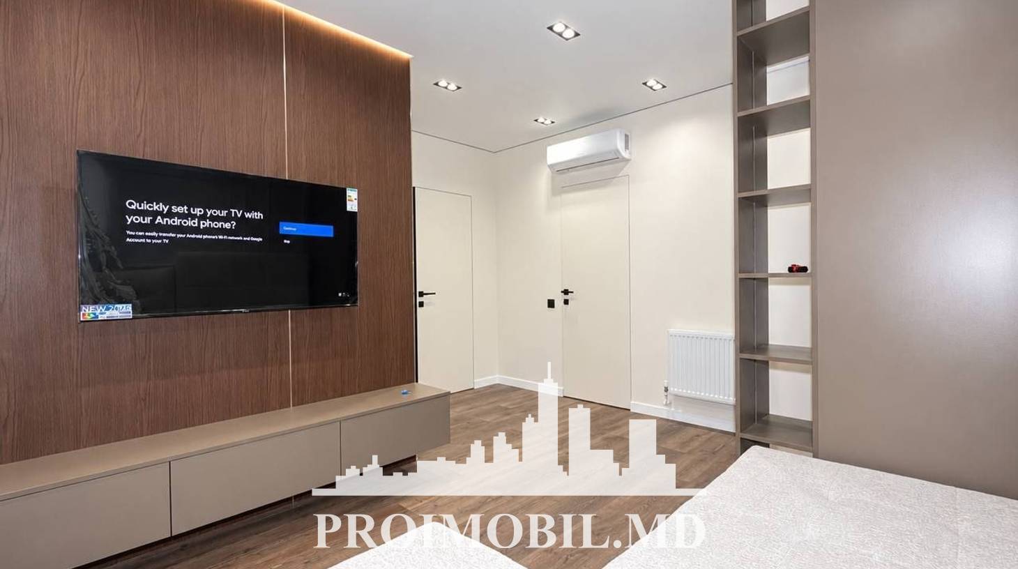 https://images.proimobil.md/42Qgwd5w5L99JTe90HEWwniHxUS1a7p-vsaFTZXV_wk/watermark:0.75:so:0:30:0.39/resize:fill:1460:816:1/gravity:ce/bG9jYWw6Ly8vZXN0YXRlL2xyLzhiYTg1YmU4LTI2ZmItNDk5Mi05MDBmLTZkNzM0MmYyOTkwZS5qcGVn
