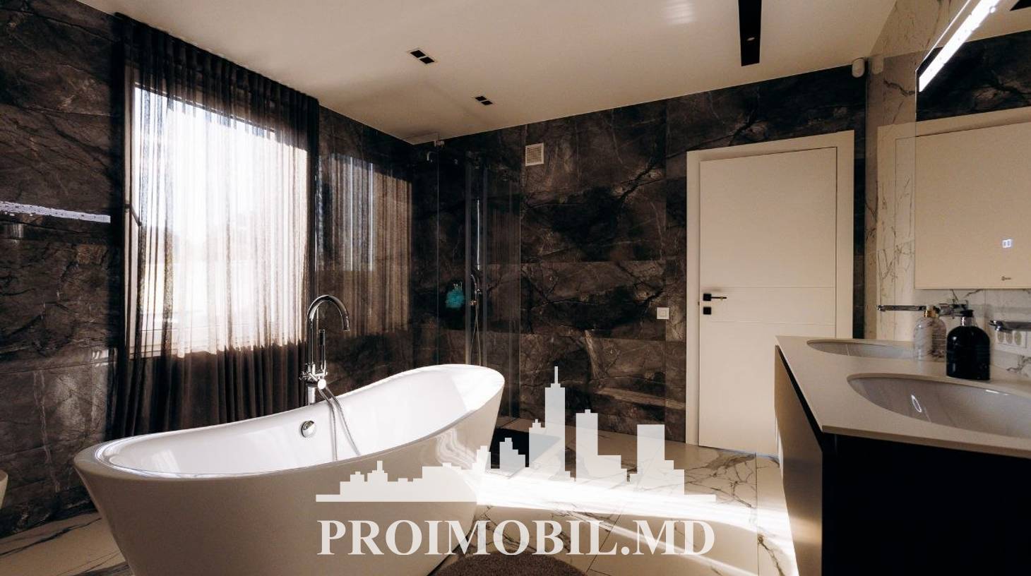 https://images.proimobil.md/43Z8xyO6E5Ttyyt46iTrm_6J0p3AYK0C5aykXlA_t34/watermark:0.75:so:0:30:0.39/resize:fill:1460:816:1/gravity:ce/bG9jYWw6Ly8vZXN0YXRlL2xyLzA5NmVhY2JmLTg2N2YtNGE3Zi1iMDIwLTAxMzk3YjdlMGJlZi5qcGVn
