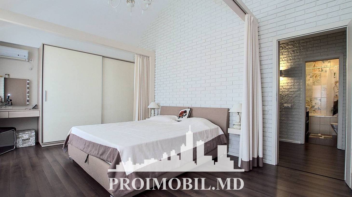 https://images.proimobil.md/4AQJPEN7ukdRD7ZUIvqnOIO-ew2VPzeSfMuA8CBhOhQ/watermark:0.75:so:0:30:0.39/resize:fill:1460:816:1/gravity:ce/bG9jYWw6Ly8vZXN0YXRlL2xyLzJkMTA0YTAwLTJlYmItNGYxYS05YzM5LTM4MmRiNGVmNWRjMS5qcGVn