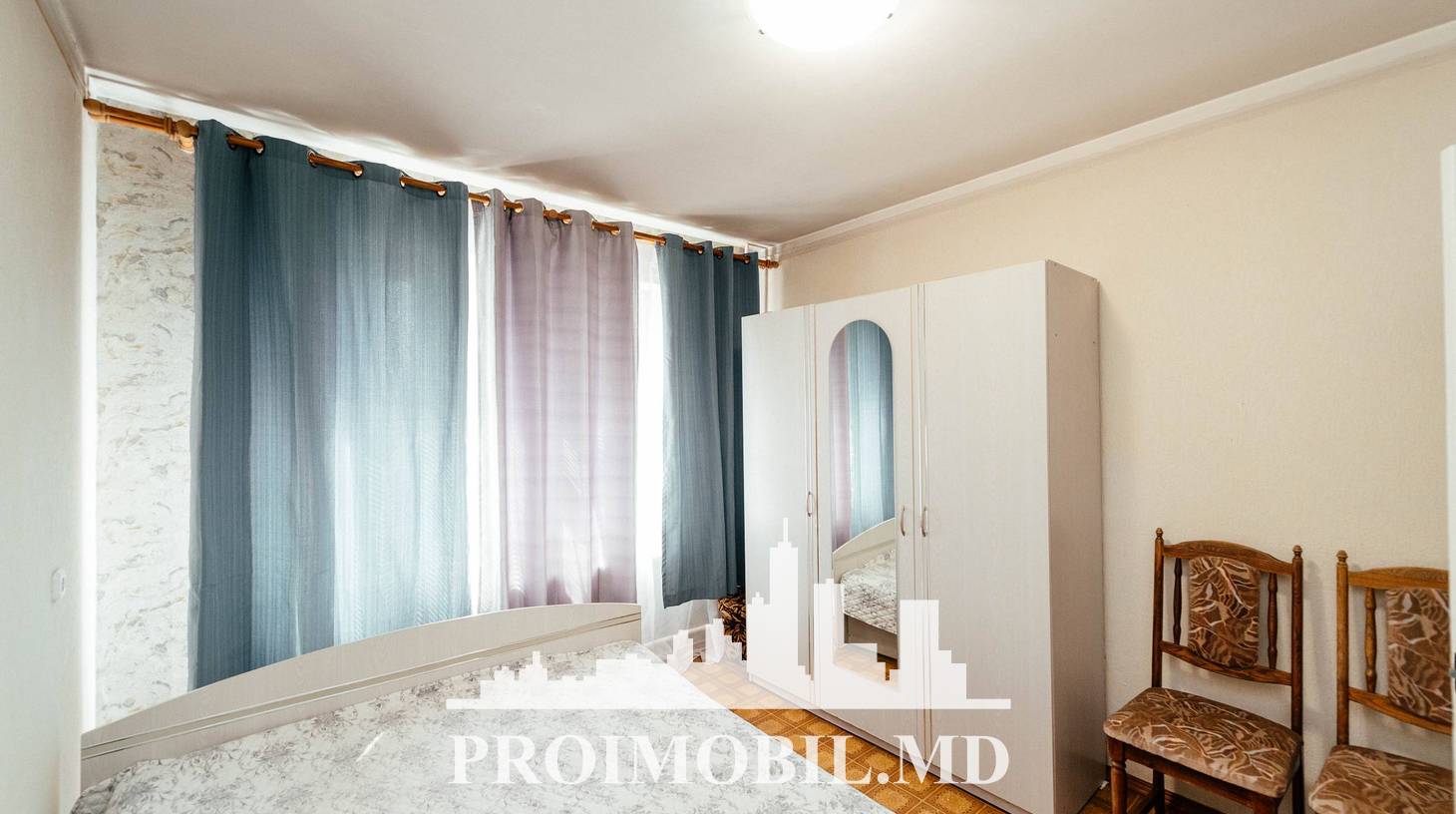 https://images.proimobil.md/4AejcxR-6YZCdkfzkaKce8VTQXnJhE4Mm3AjfuQAXlA/watermark:0.75:so:0:30:0.39/resize:fill:1460:816:1/gravity:ce/bG9jYWw6Ly8vZXN0YXRlL2xyLzc0NGUyODI4LTNmN2EtNGFlZi1iOTQ3LTMzOTA1ZGVkNjI3Zi5qcGVn