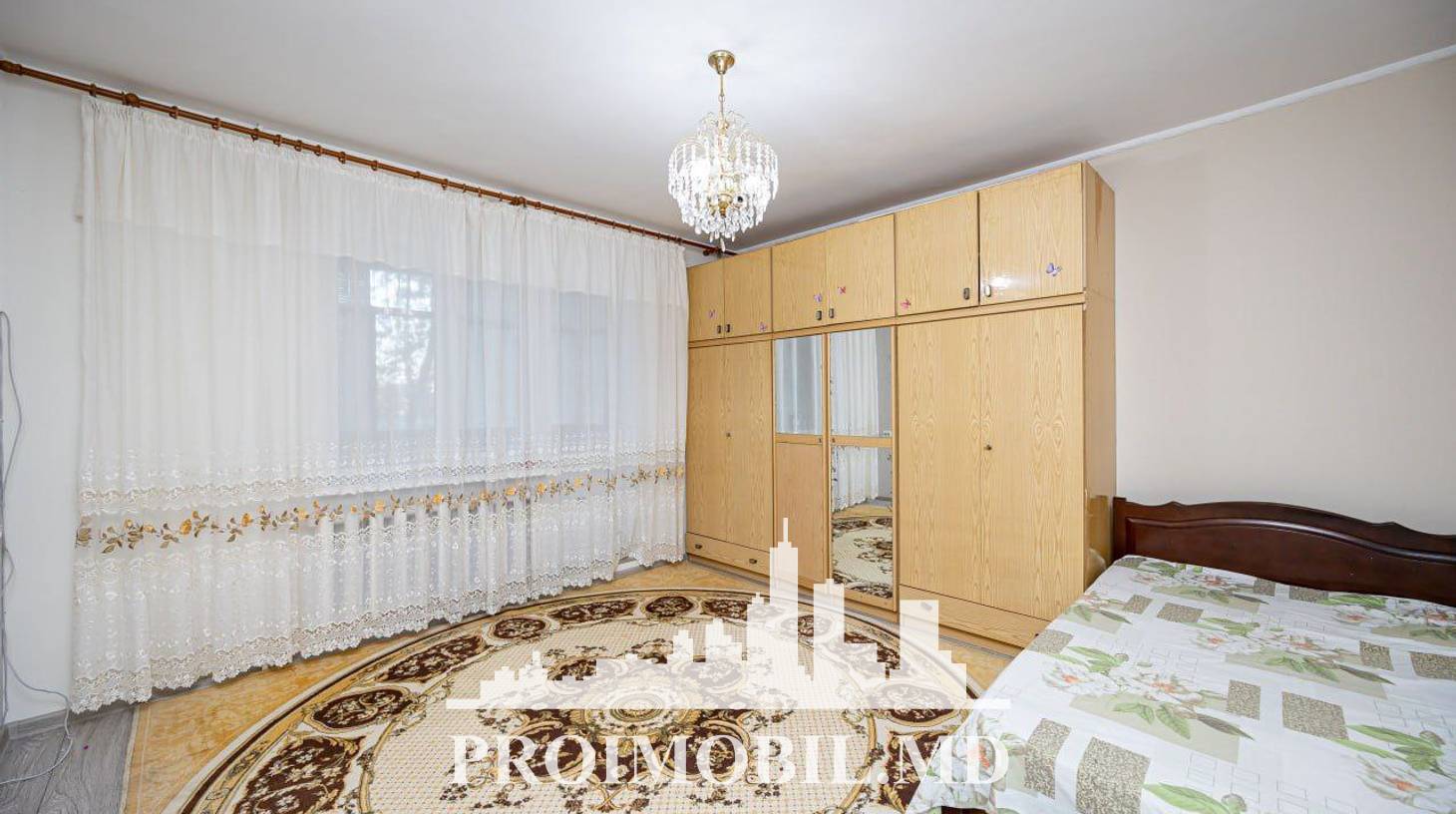 https://images.proimobil.md/4CtrQ2IyE9QQU2Fwfv4ubtjQvVygWx-Bm4ZkjYmViSo/watermark:0.75:so:0:30:0.39/resize:fill:1460:816:1/gravity:ce/bG9jYWw6Ly8vZXN0YXRlL2xyLzkwNDA3NGUwLTdjNjMtNDE2Yi04MjE5LTZhYzFiNmM4YjljMC5qcGVn