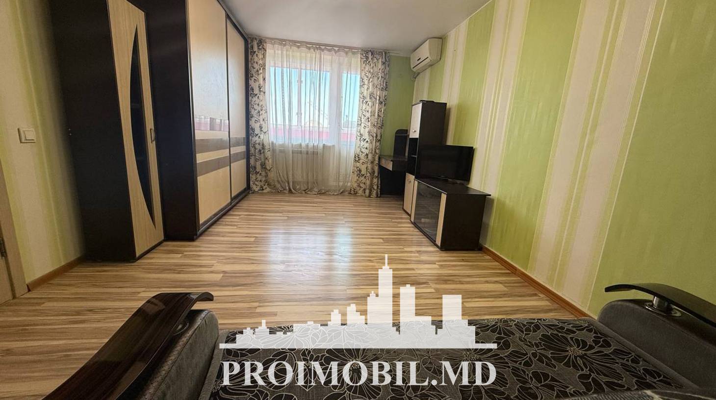 https://images.proimobil.md/4HkQkxOVRF59iTlOCcR-C6LTXRGEmt1xM13YQzAiEIE/watermark:0.75:so:0:30:0.39/resize:fill:1460:816:1/gravity:ce/bG9jYWw6Ly8vZXN0YXRlL2xyL2U1MDMzZjAxLTBkYjgtNGY3Mi04M2MwLTE5YTY5ODUxMTYzZC5qcGVn