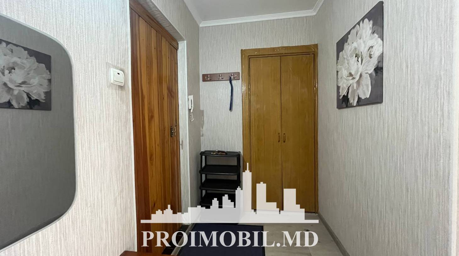 https://images.proimobil.md/4J9L-pMDlHzQBWFlnibQpueHrBUvvG7n0tZel_810eI/watermark:0.75:so:0:30:0.39/resize:fill:1460:816:1/gravity:ce/bG9jYWw6Ly8vZXN0YXRlL2xyL2JhYmVkYmVlLWIzZTUtNGNjMy1hZWFhLTU5YmU5MDllNGRkOS5qcGVn