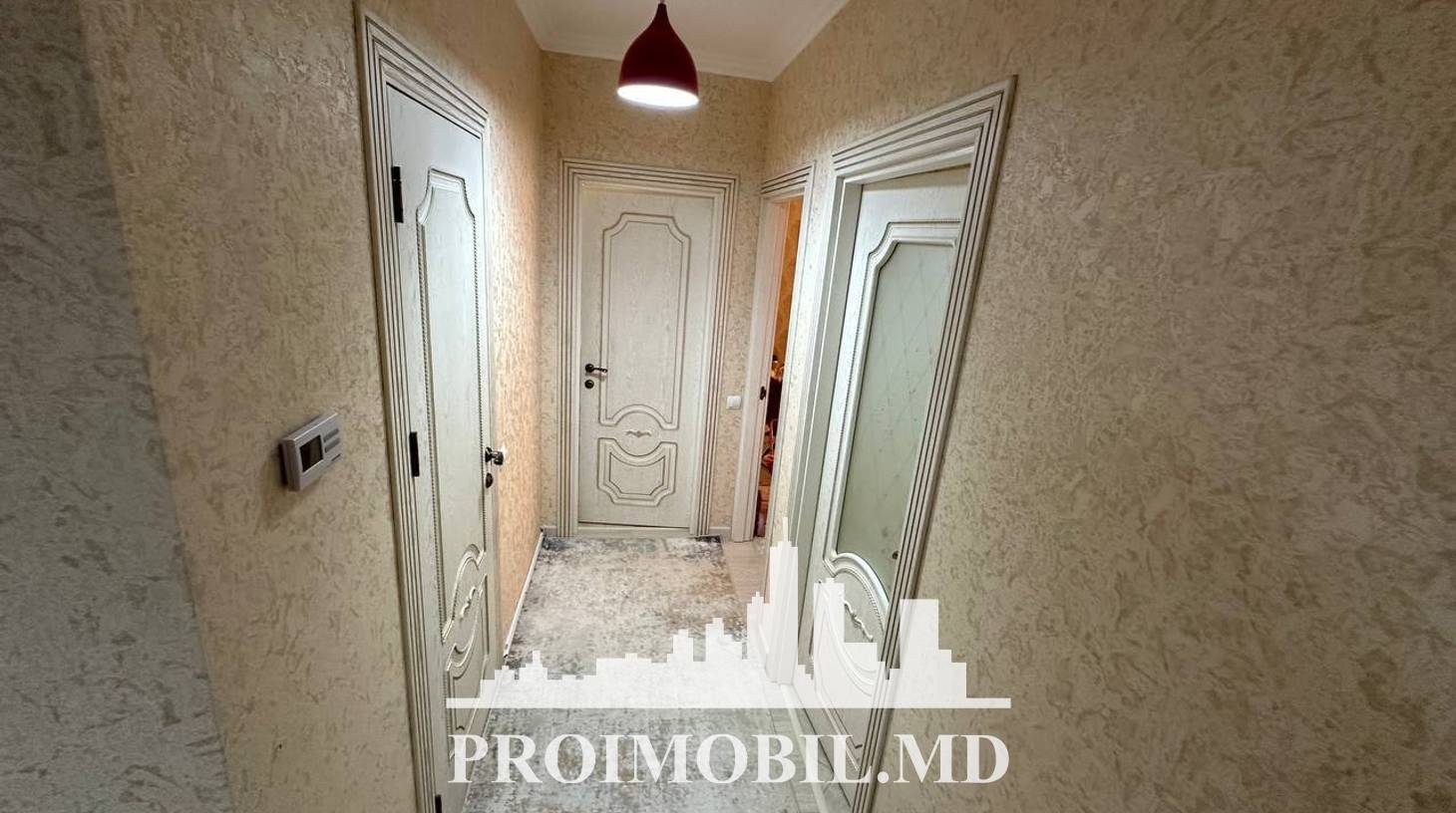 https://images.proimobil.md/4JlNXj0sLzfy5JJwPggfwRB8texuYf_EX1GW9og0SvA/watermark:0.75:so:0:30:0.39/resize:fill:1460:816:1/gravity:ce/bG9jYWw6Ly8vZXN0YXRlL2xyLzg0MTgyMmZjLWQ0ZWQtNDZkYy04MDcwLTIxZDQwMDA0MGFmMi5qcGVn