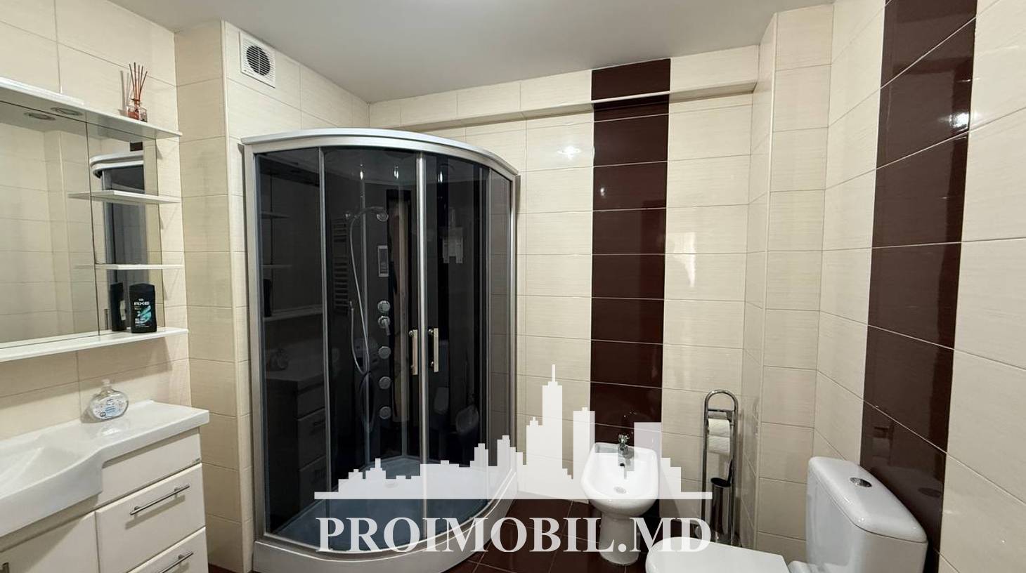 https://images.proimobil.md/4N4ppnouvEyudoZM7MQoRd2uwrMvfdm4ZKzA5UXy--0/watermark:0.75:so:0:30:0.39/resize:fill:1460:816:1/gravity:ce/bG9jYWw6Ly8vZXN0YXRlL2xyLzFmMzczNDY1LWMxMDUtNGY4YS05NWNiLTVkZmRiODAzY2I3NS5qcGVn