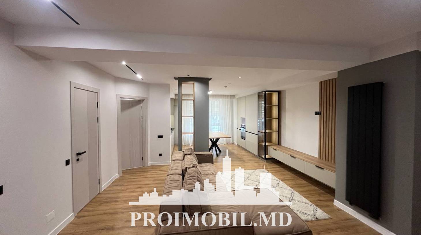 https://images.proimobil.md/4QarNj_45vYN5xVIR5Zjd7beJELfpxbhnL3-MQZGFQg/watermark:0.75:so:0:30:0.39/resize:fill:1460:816:1/gravity:ce/bG9jYWw6Ly8vZXN0YXRlL2xyLzAzYjVmZTQ0LTNhZjEtNGI0Ni1hZWI2LTA5YWFjOTI2Nzg4My5qcGVn