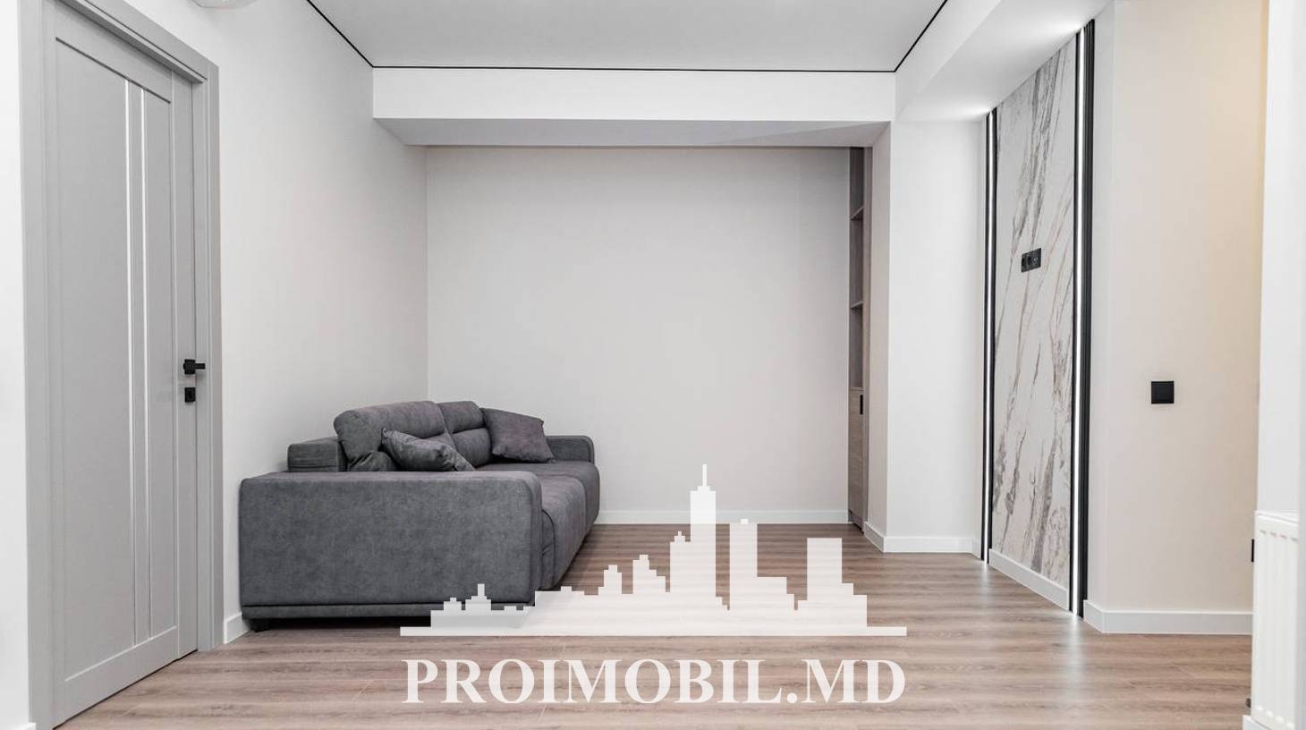 https://images.proimobil.md/4TOyU-0UjYp4WghHQxQ9hF2HUTKYl3itmJ0qXSZo2iw/watermark:0.75:so:0:30:0.39/resize:fill:1460:816:1/gravity:ce/bG9jYWw6Ly8vZXN0YXRlL2xyLzM4YjdhMDkyLWRiMzYtNDRmYi04ZjE1LTk3ZGU1YjdiNGY1Mi5qcGVn