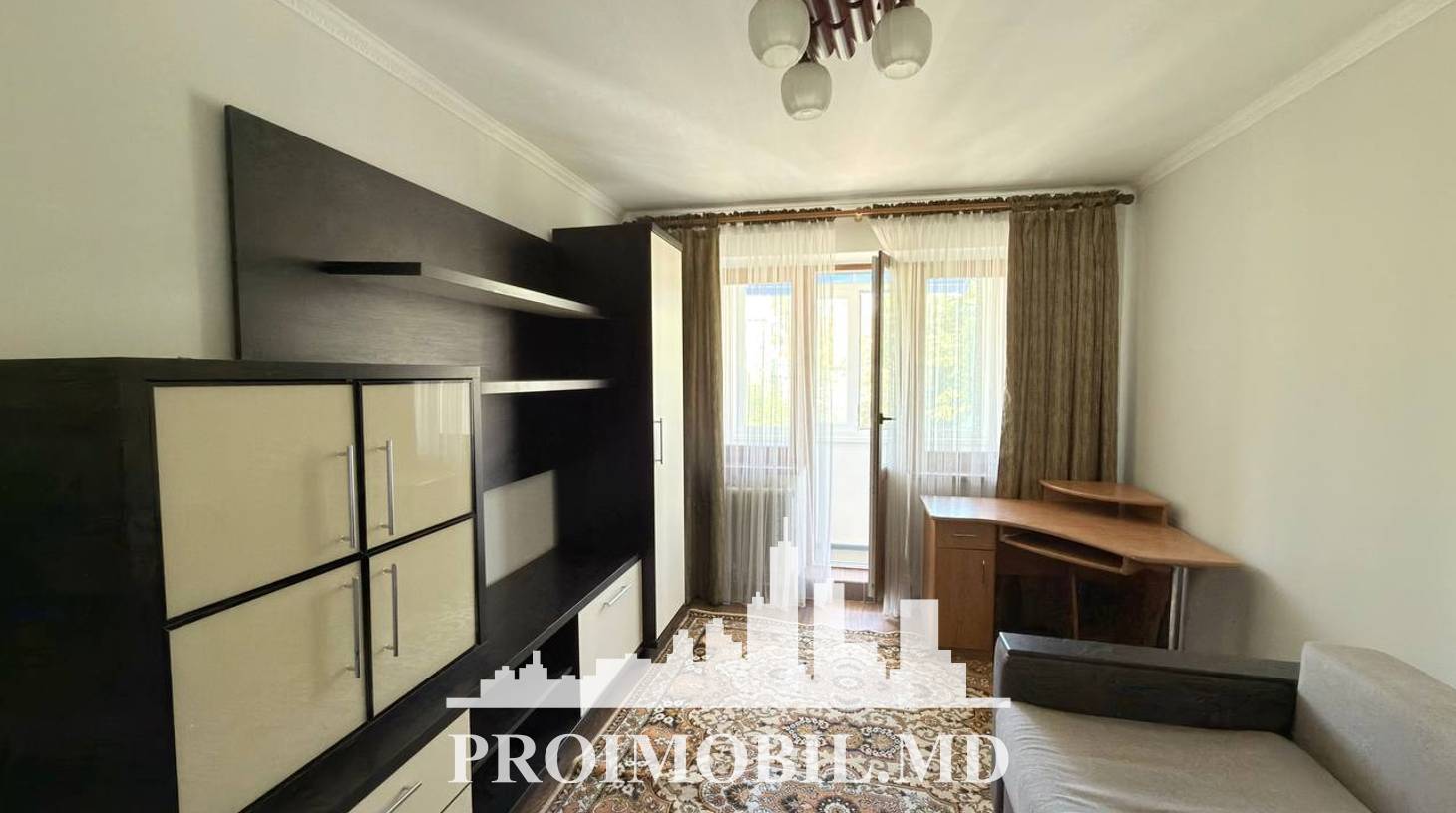 https://images.proimobil.md/4TY9q4Bft2Ma8dkdHF3YySf734esvq32yRt9fSO9648/watermark:0.75:so:0:30:0.39/resize:fill:1460:816:1/gravity:ce/bG9jYWw6Ly8vZXN0YXRlL2xyL2MzMzkzM2FmLTVlMzYtNDE5NS1iYTE5LTI5YWM5YjA5Y2Y2Yy5qcGVn