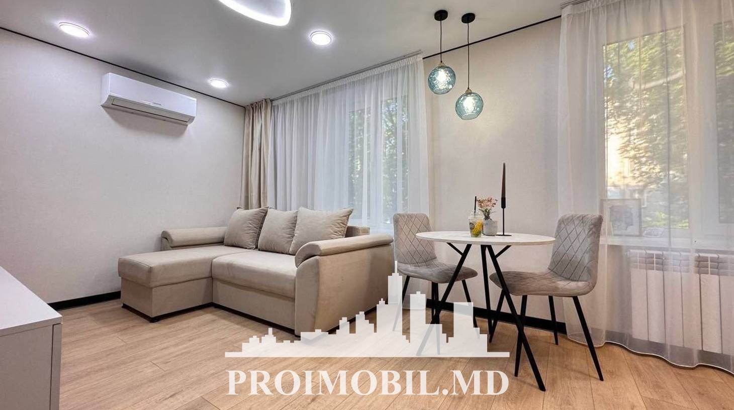 https://images.proimobil.md/4XxlWeVE4IhhR51YJhJ6Pjc5B_NBHz94mpqQJ6zyVrE/watermark:0.75:so:0:30:0.39/resize:fill:1460:816:1/gravity:ce/bG9jYWw6Ly8vZXN0YXRlL2xyL2EyMjliMDUxLWQ3ZjItNDFjMS1iYTJmLTZkNmVhMTRlNDdmOC5qcGVn