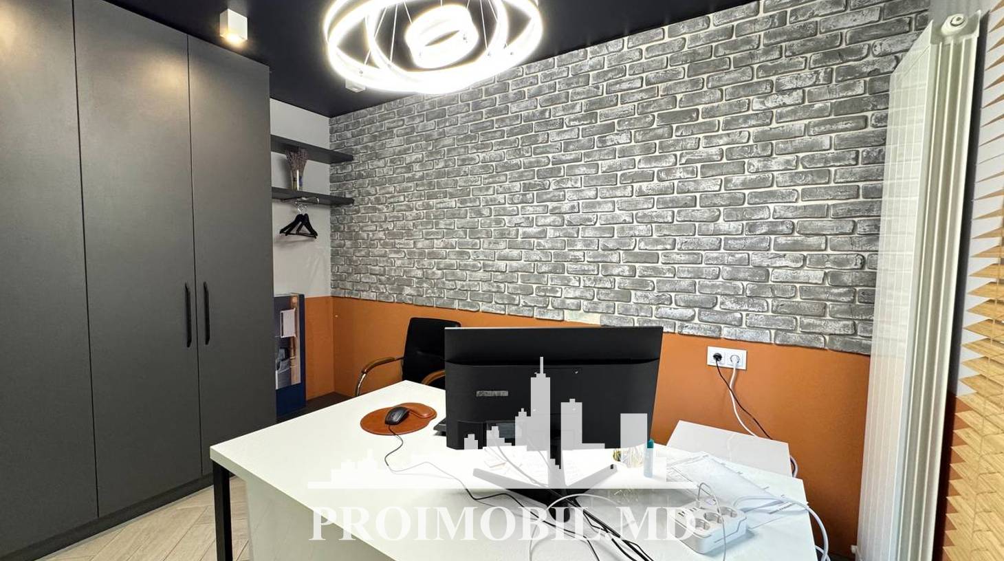 https://images.proimobil.md/4YLo8UIE0To3MzNO5zxB81bXAwWgnMV6hqPjFkWTZCw/watermark:0.75:so:0:30:0.39/resize:fill:1460:816:1/gravity:ce/bG9jYWw6Ly8vZXN0YXRlL2xyLzY5YzI3ZDI5LWJiNDMtNDM5YS04YmZiLTlmMmIxYjNlNDkxZS5qcGVn
