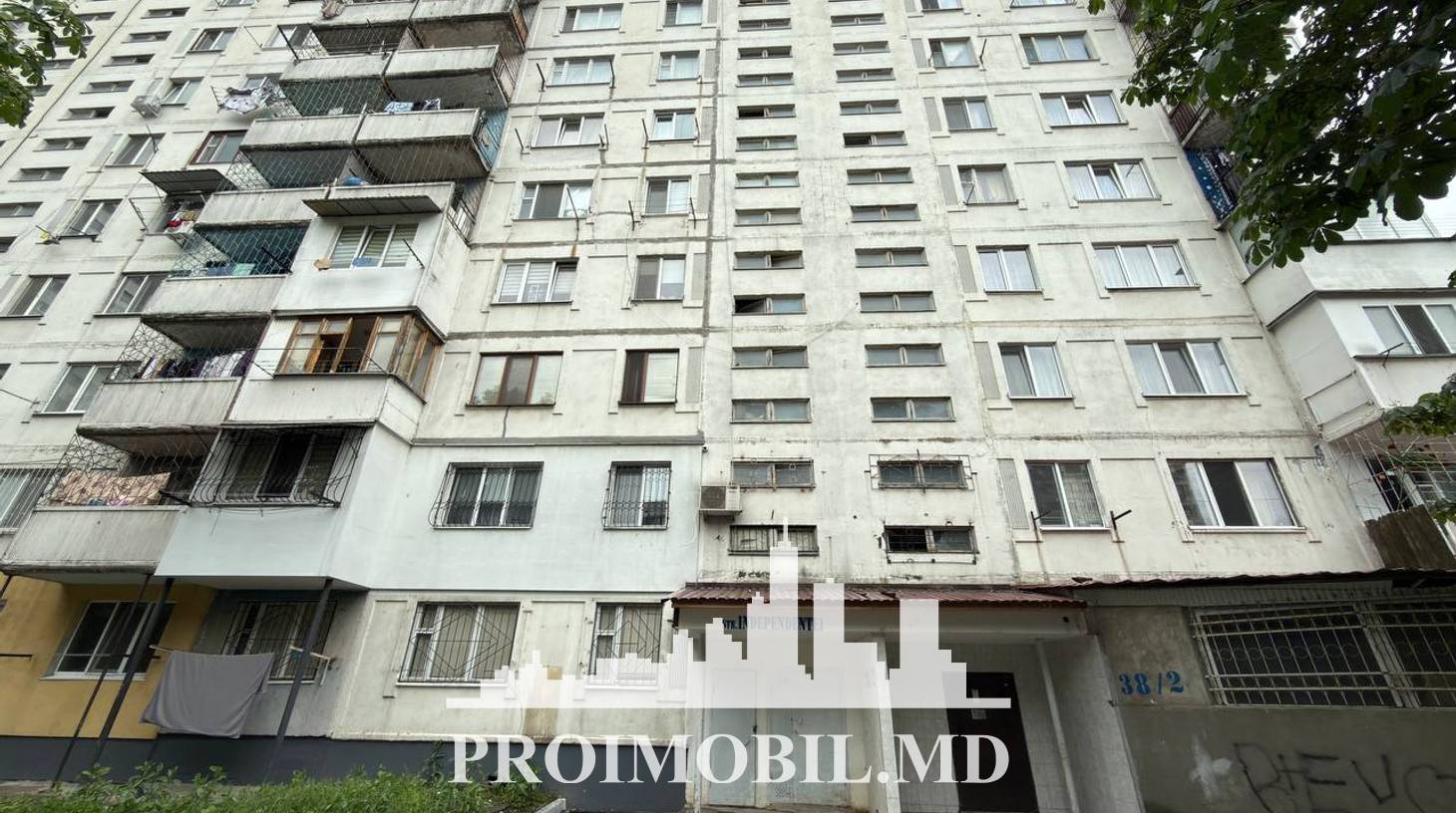 https://images.proimobil.md/4Z3R3eQ0ekTHOdn5ITuFZQH4wXDo3IYkSldQOupTYLw/watermark:0.75:so:0:30:0.39/resize:fill:1460:816:1/gravity:ce/bG9jYWw6Ly8vZXN0YXRlL2xyLzIyZDVjNmE2LTVkNGUtNGNlYy05OGVmLTEyODQyYzhmMDVlOC5qcGVn