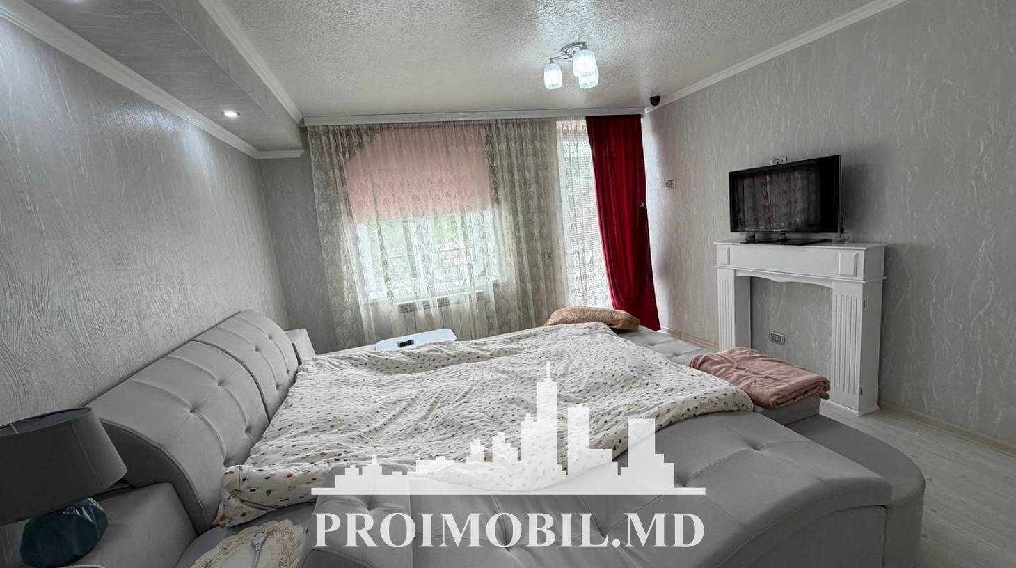 https://images.proimobil.md/4aY8Dk87OiCzAPA9AFPOE_L-Vx3TfakAH6kzk-CYjvA/watermark:0.75:so:0:30:0.39/resize:fill:1460:816:1/gravity:ce/bG9jYWw6Ly8vZXN0YXRlL2xyL2ZjMzE5OTQzLTRlMWItNDQ1YS05OTZmLTllOGI2ZDY3ZGM2Yy5qcGVn