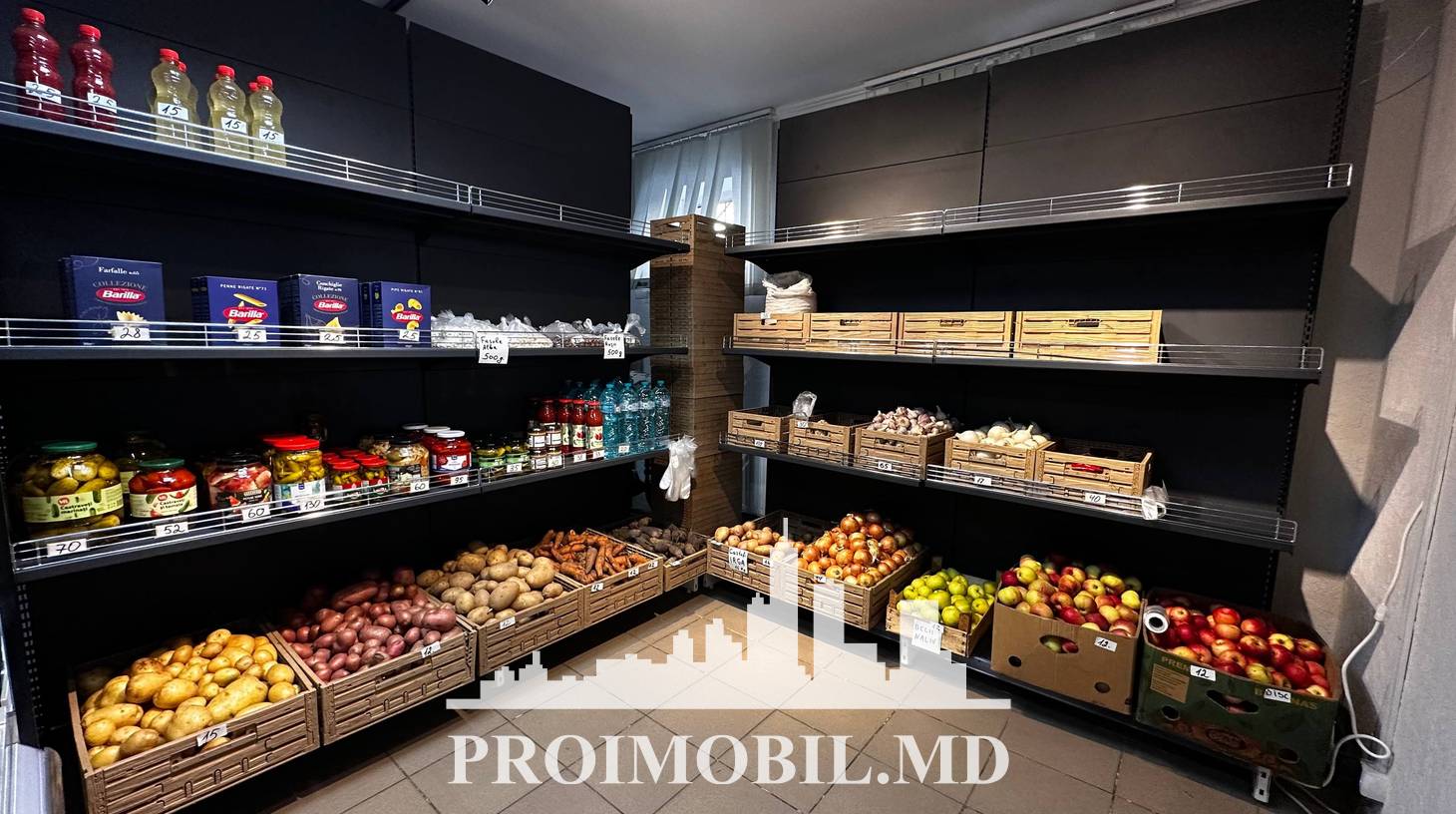 https://images.proimobil.md/4c2xAhy2P3wVxOV8Ov825MS7bYgbohPrOV937z8sjjU/watermark:0.75:so:0:30:0.39/resize:fill:1460:816:1/gravity:ce/bG9jYWw6Ly8vZXN0YXRlL2xyL2FhYTE4ZDQzLTIxYWUtNGM0NS1iMDU3LTg0NTYxNDY0ZDcwZC5qcGVn