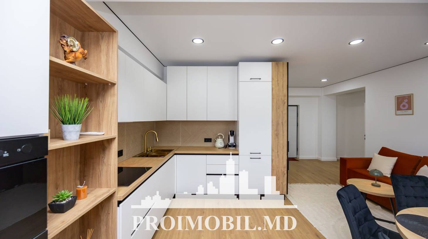 https://images.proimobil.md/4cFI5Nv2LOD4A7YtBjD0E4clnsnz7u-I7ZTknfLzQ1g/watermark:0.75:so:0:30:0.39/resize:fill:1460:816:1/gravity:ce/bG9jYWw6Ly8vZXN0YXRlL2xyL2Q1ZjRiMjBlLTYyY2EtNGU1Yy04NTc4LTZmMzhiYjU3ZWRkOC5qcGVn