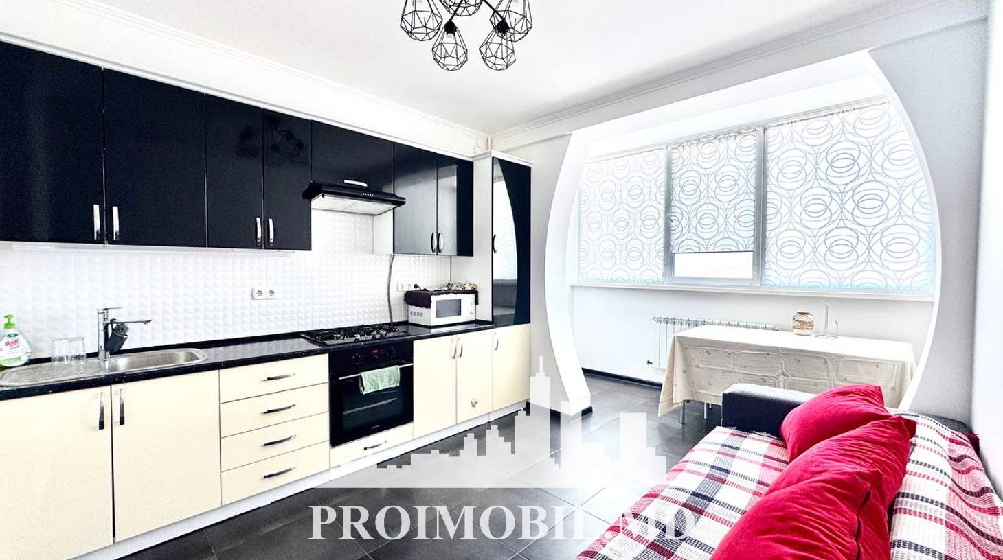https://images.proimobil.md/4e7JVc-uhkkU_zGNK6e-olKi52XWBKbx7ij9voICN0c/watermark:0.75:so:0:30:0.39/resize:fill:1460:816:1/gravity:ce/bG9jYWw6Ly8vZXN0YXRlL2xyL2M0ZjFjZWU5LTBhOWMtNDdlMC04ZjQ2LTUxODhkMDA3ODcwOS5qcGVn