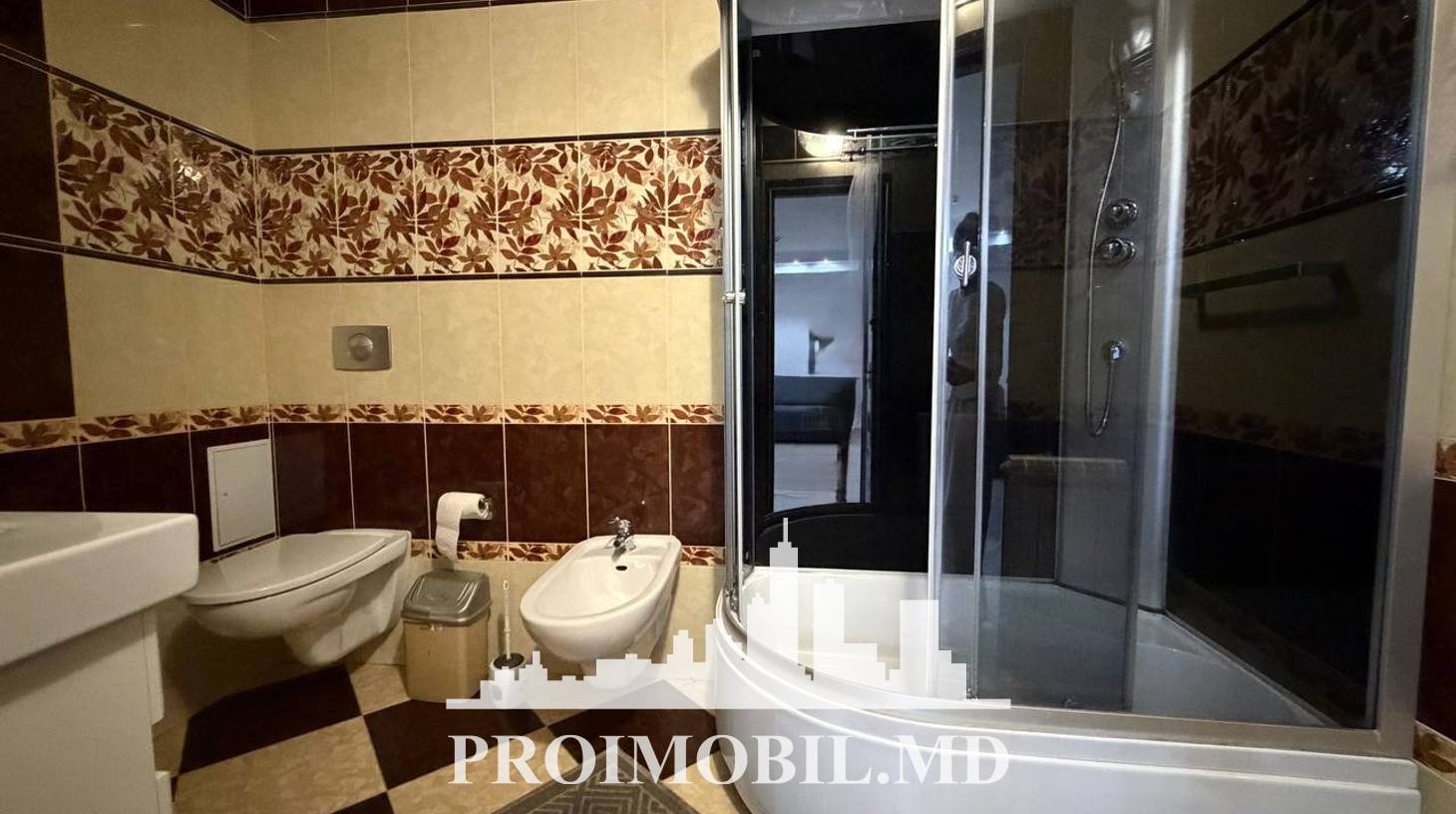 https://images.proimobil.md/4frFapyAtUKYzNYLO_mK880jzLQxtBW-HGQjWp3LbM8/watermark:0.75:so:0:30:0.39/resize:fill:1460:816:1/gravity:ce/bG9jYWw6Ly8vZXN0YXRlL2xyLzg2M2IxNmQ5LTY5ZWYtNDFkZi1iMDRhLTBjMjJlY2EyMzM5YS5qcGVn