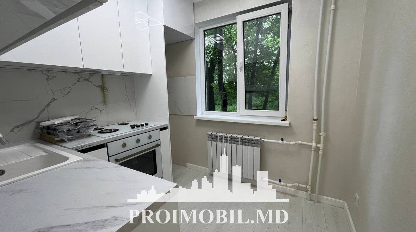 https://images.proimobil.md/4hfHP2mfLoSzRX9yAP53a60oat1W-6fR6KwFMRtc-wc/watermark:0.75:so:0:30:0.39/resize:fill:1460:816:1/gravity:ce/bG9jYWw6Ly8vZXN0YXRlL2xyLzVmMjQ5NzEyLTkwYWItNDgxMC04MDA2LWE1ODA4NGVlMTE2YS5qcGVn
