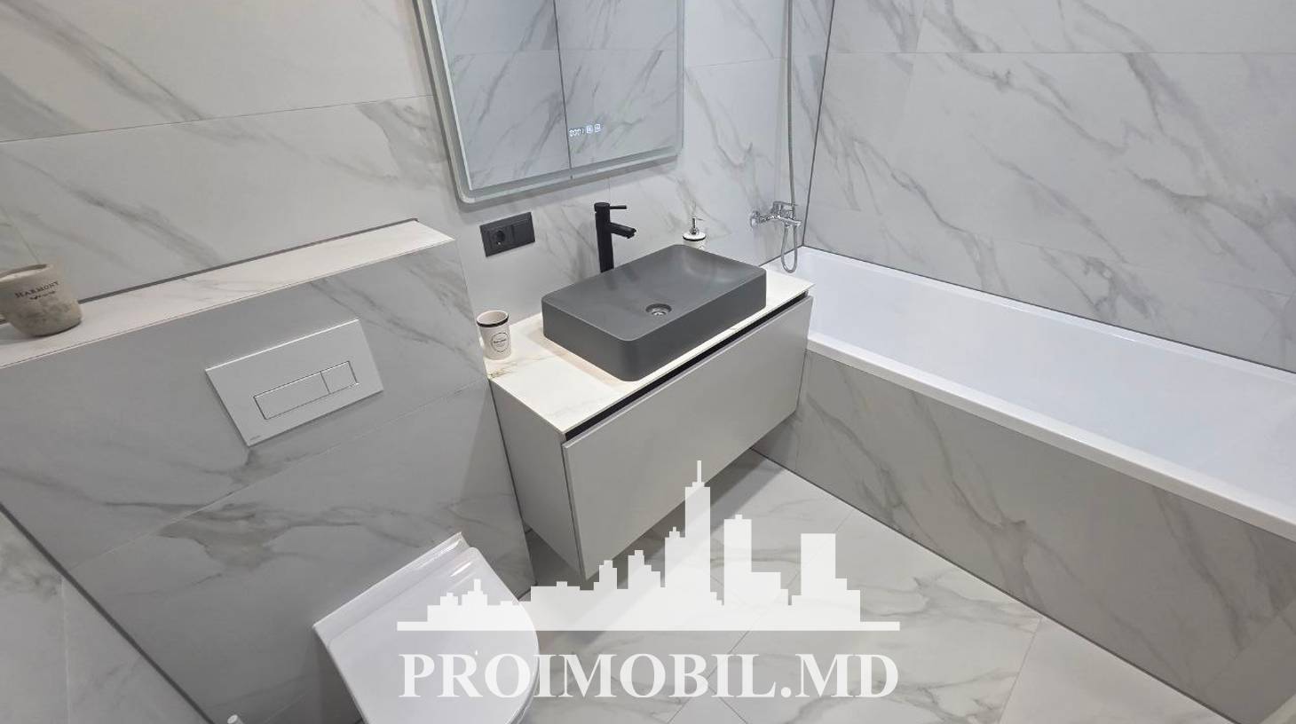 https://images.proimobil.md/4i7A_neJZjd667zX-rl3rJV_otzcZsHC1EWKaPX88GA/watermark:0.75:so:0:30:0.39/resize:fill:1460:816:1/gravity:ce/bG9jYWw6Ly8vZXN0YXRlL2xyL2Y0OWRlODRhLTRiZjEtNDhlZi1hNmU3LTc0OWIxNWVhNDU1YS5qcGVn