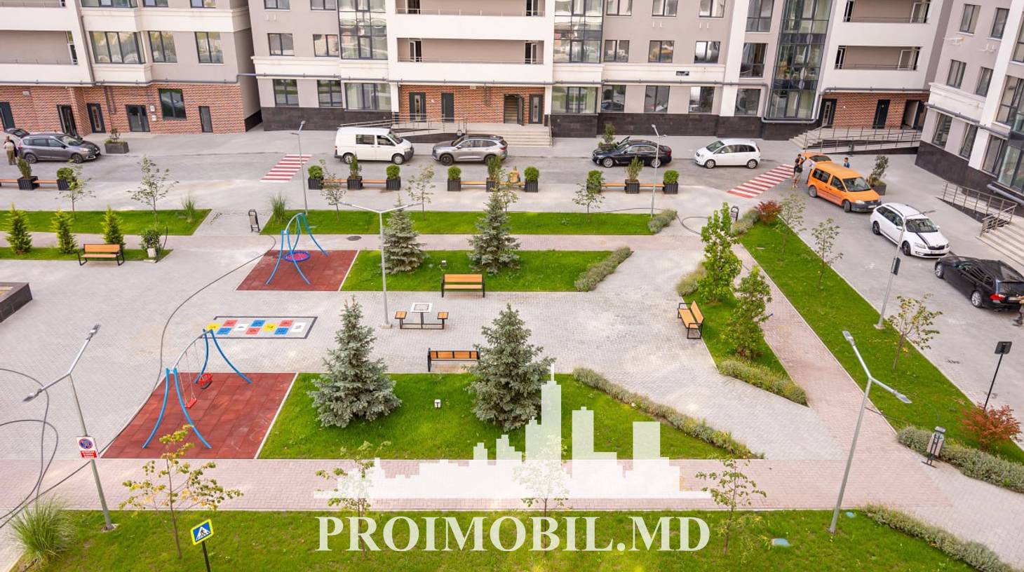 https://images.proimobil.md/4kDzlQjUeLlTXvamkjjvANy5amh1t4jlVQiWFL837uc/watermark:0.75:so:0:30:0.39/resize:fill:1460:816:1/gravity:ce/bG9jYWw6Ly8vZXN0YXRlL2xyLzYxNzA4OGEzLWNmYmMtNDIwNy05MTgzLWVjMzExNmRkZTM0NC5qcGVn
