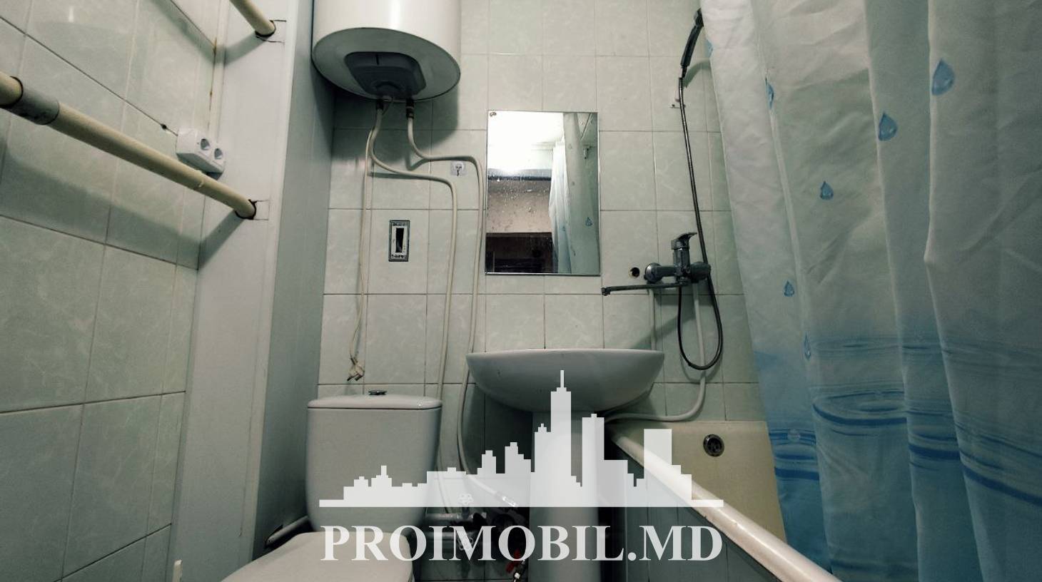 https://images.proimobil.md/4mQRU4K_lZtNYF0FxAE2G86N2c9FbdM5UXnyoNAv3XQ/watermark:0.75:so:0:30:0.39/resize:fill:1460:816:1/gravity:ce/bG9jYWw6Ly8vZXN0YXRlL2xyL2YwYTQzYTUwLTJiNDQtNGVhNi1iNTA2LWQ2NjQwYjViYWI2NC5qcGVn