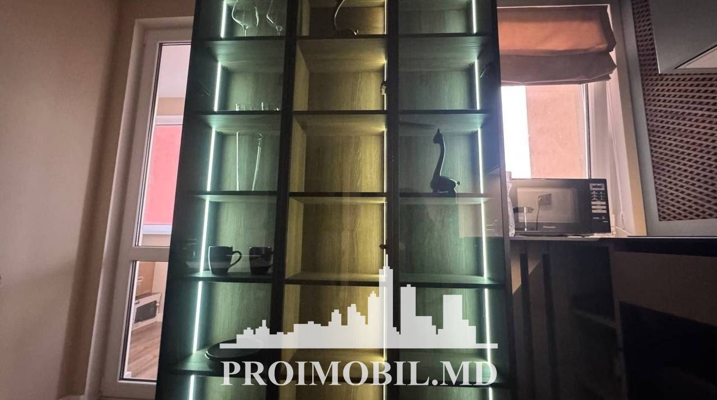 https://images.proimobil.md/4mkukcF_AKwVAb-NJ6BRZo4IQigS8iA2s4AjMwLQz48/watermark:0.75:so:0:30:0.39/resize:fill:1460:816:1/gravity:ce/bG9jYWw6Ly8vZXN0YXRlL2xyLzJhYTgyNWEwLWU0NmMtNGVjOS05MjYxLTRmOTdmODU1NDdjZC5qcGVn