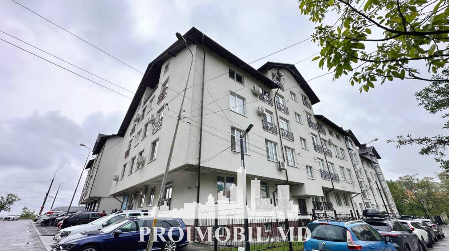https://images.proimobil.md/4oAQB2heOK1UqOJnvBmpEviwoi_VbBcKXzwQwtTGNeY/watermark:0.75:so:0:30:0.39/resize:fill:1460:816:1/gravity:ce/bG9jYWw6Ly8vZXN0YXRlL2xyLzVmZGMyMWU5LWQxYmUtNDQ0OC1iNWMxLWM4MzkzZmRlYmQ1MC5qcGVn