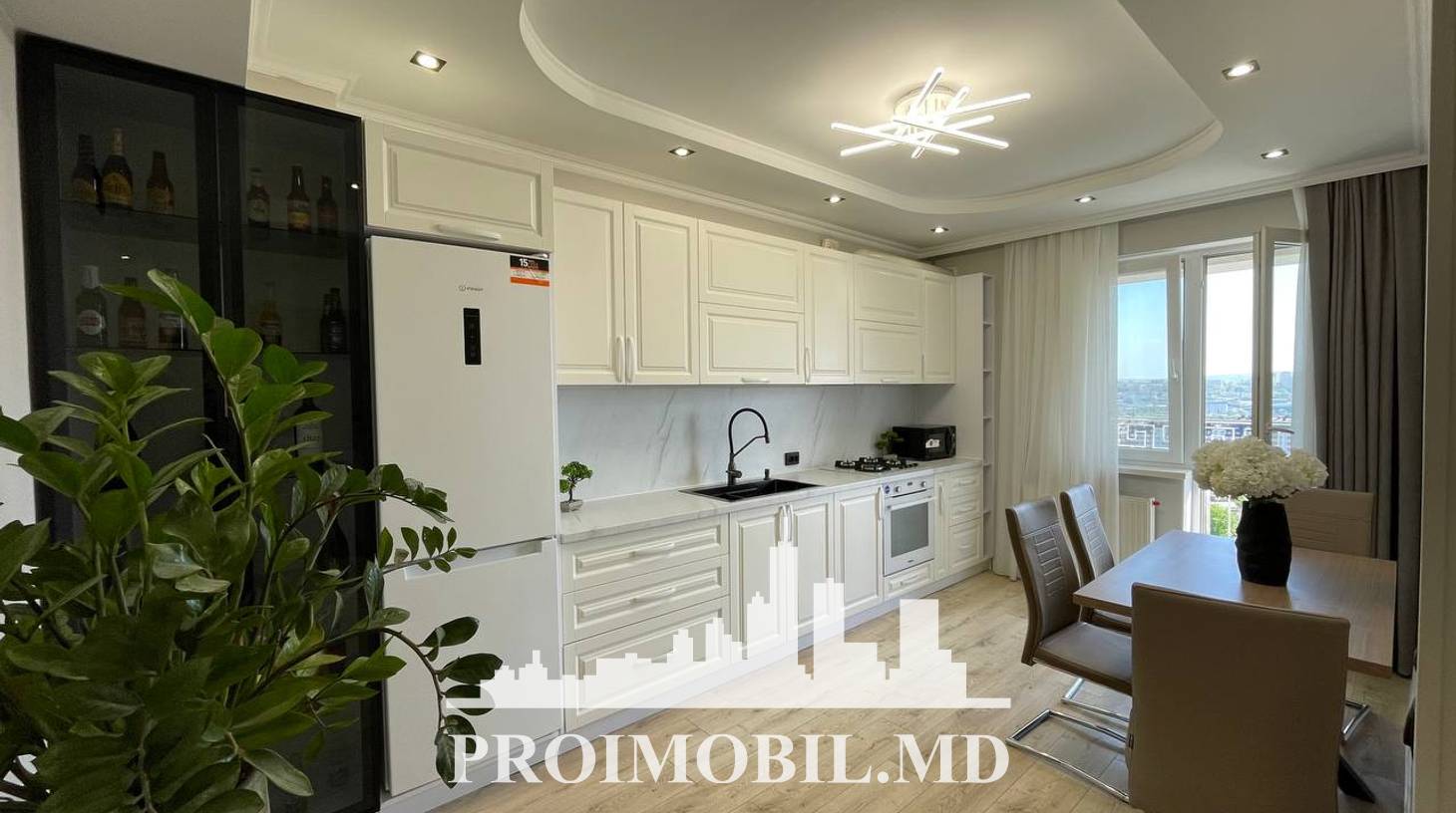 https://images.proimobil.md/4oS6z7SqjwaMfwypM2C2pYOEncNSZYZevP6IoN3kp10/watermark:0.75:so:0:30:0.39/resize:fill:1460:816:1/gravity:ce/bG9jYWw6Ly8vZXN0YXRlL2xyLzVlMzY1ODkyLTkzODItNDU5NC1hZGI5LWM2OGNjYjRlODM0ZS5qcGVn