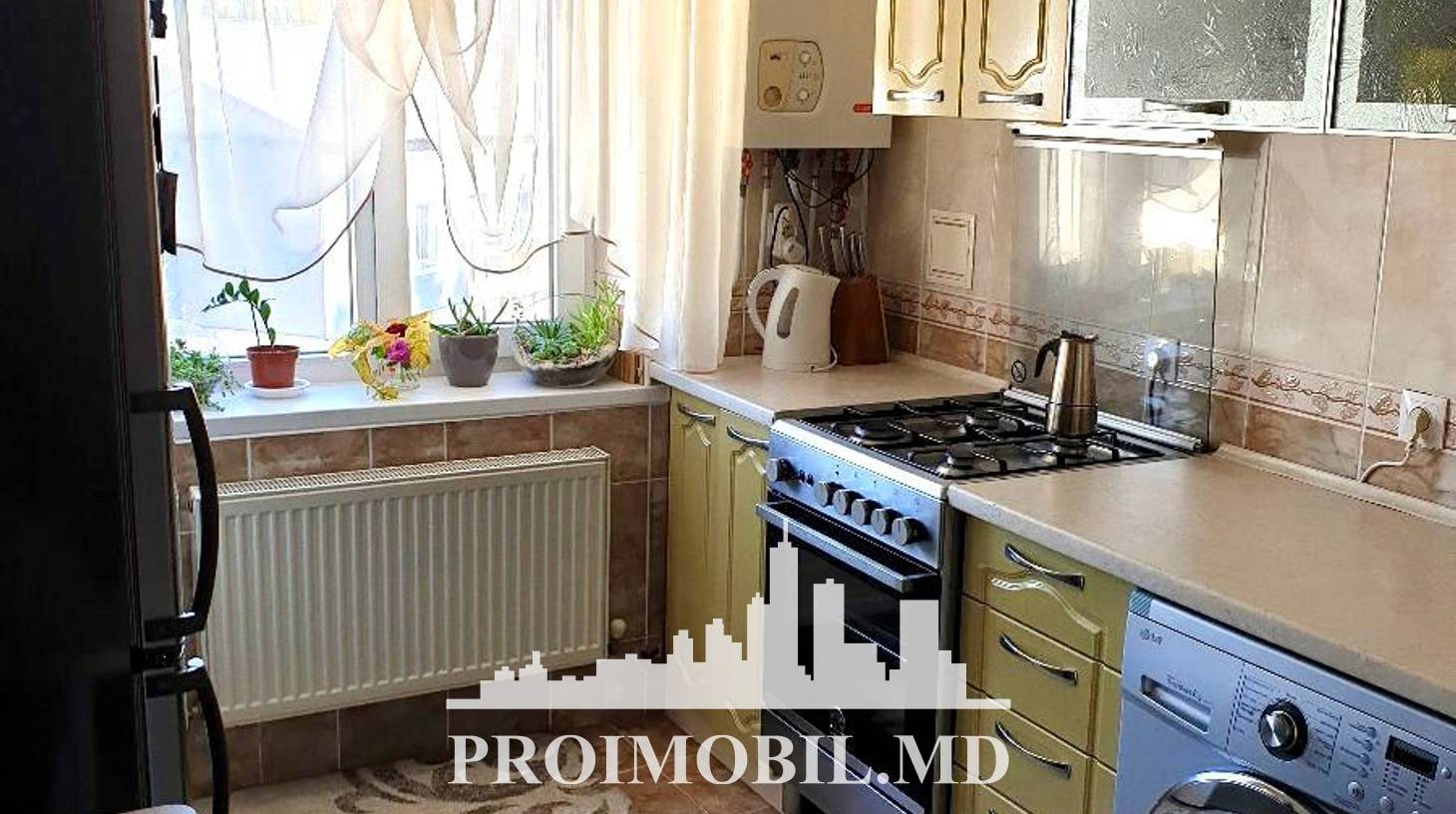 https://images.proimobil.md/4olN3HB-0X2h5vLZpBVd0Yo6lzUzqkhObncQtQSaI9s/watermark:0.75:so:0:30:0.39/resize:fill:1460:816:1/gravity:ce/bG9jYWw6Ly8vZXN0YXRlL2xyL2M5MGJkZWNhLTc4ZDUtNDU4NC1iZjUzLTdlMmYzNjdmNTI0Mi5qcGVn